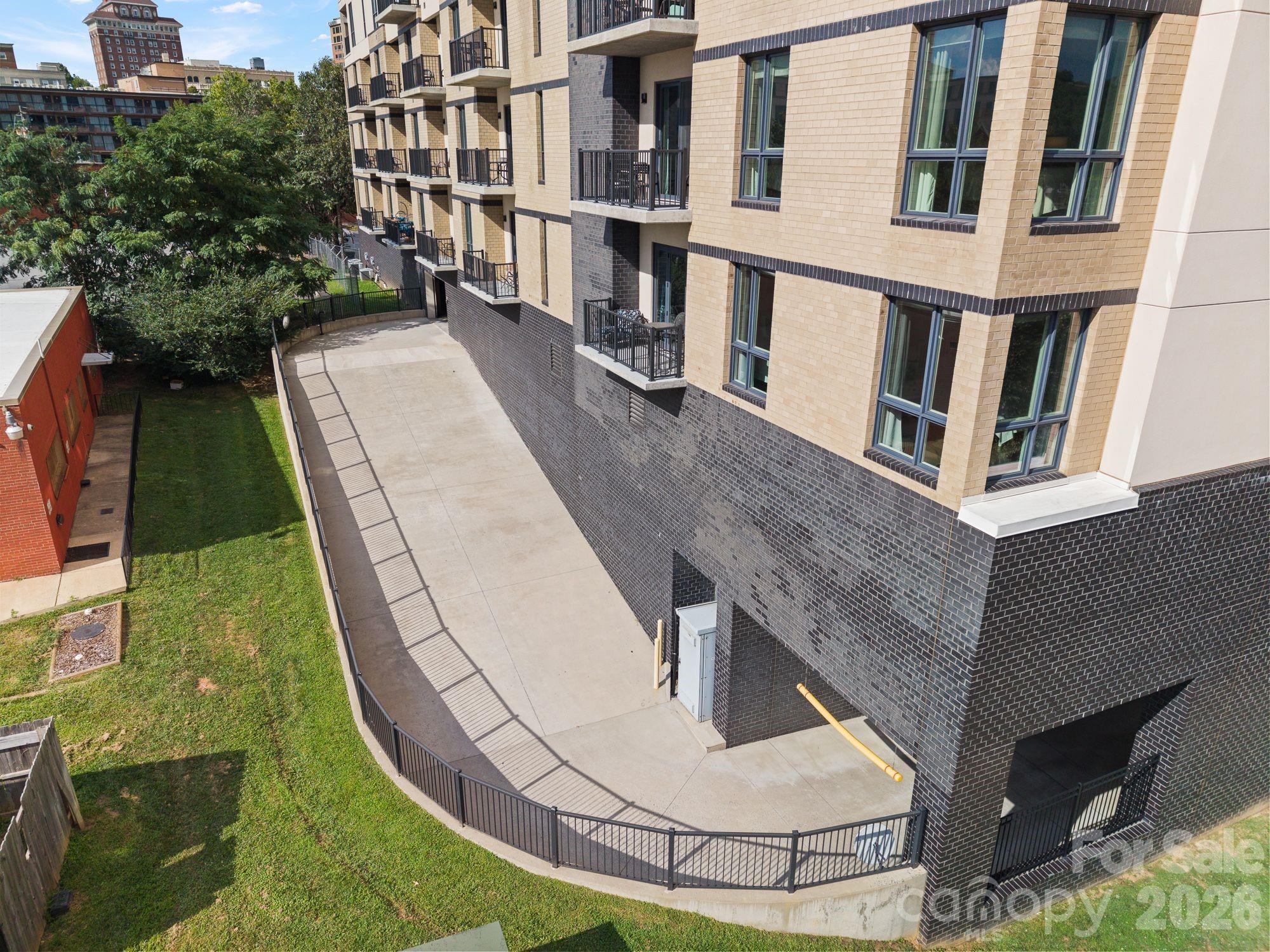 45 Asheland Avenue #405 — Asheville