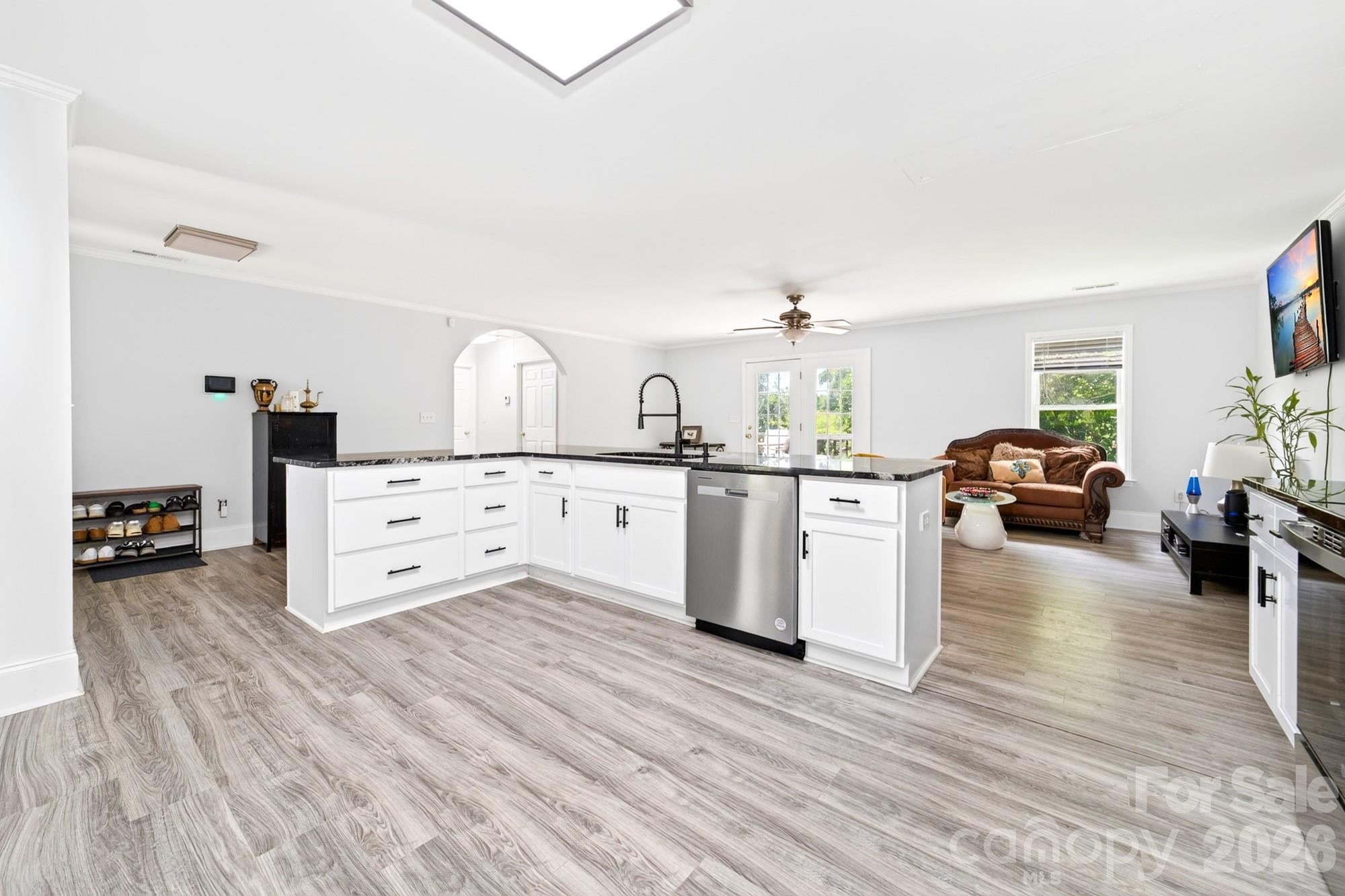 116 Brewer Lane — Mooresville