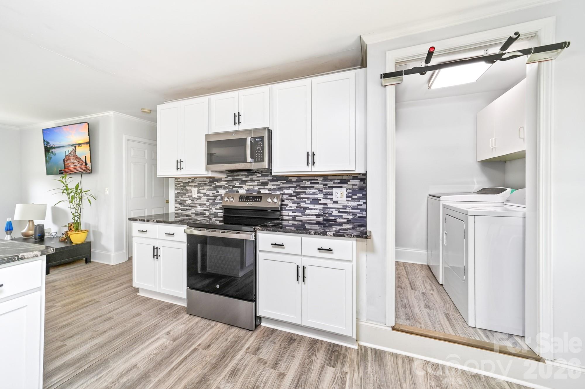 116 Brewer Lane — Mooresville