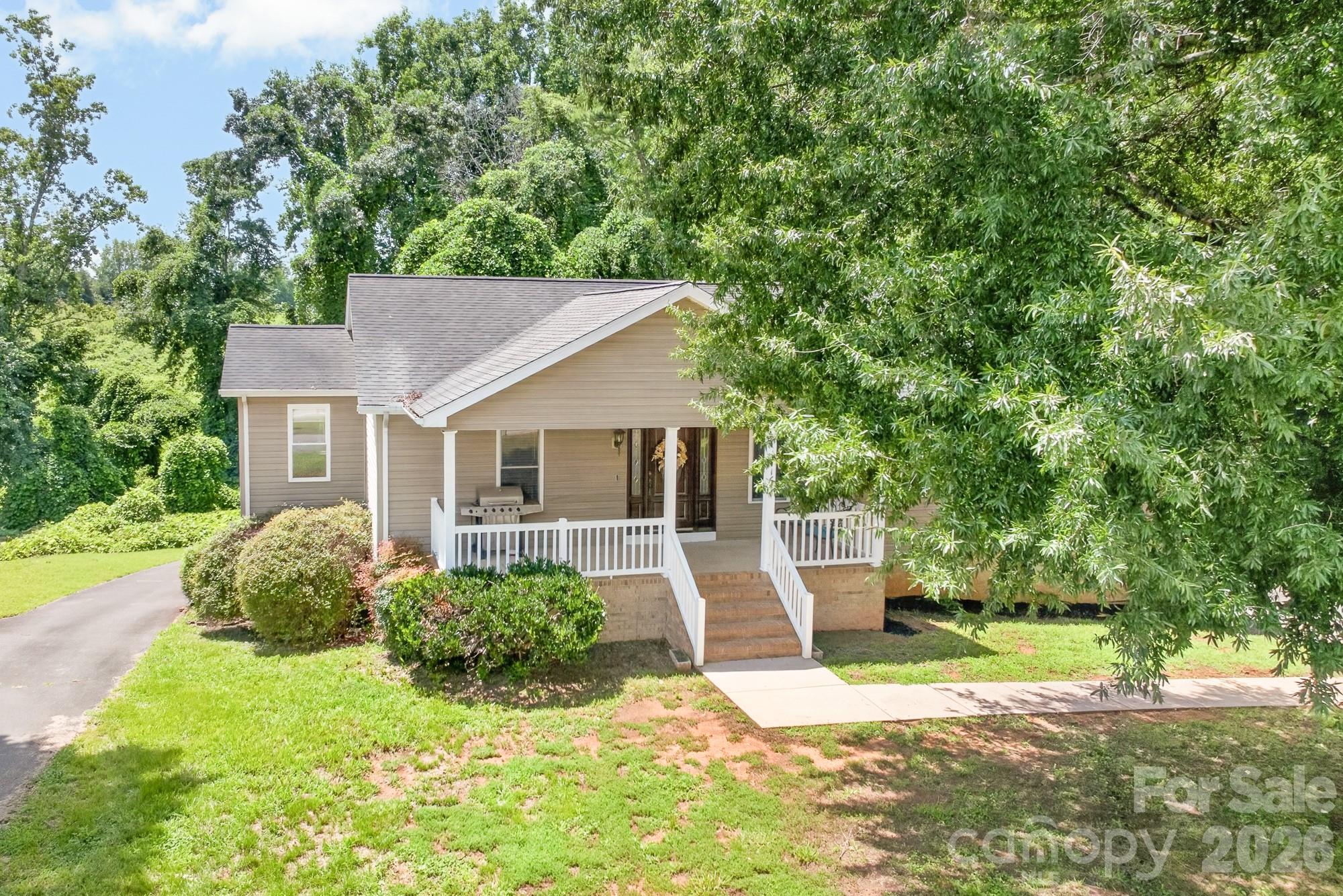 116 Brewer Lane — Mooresville