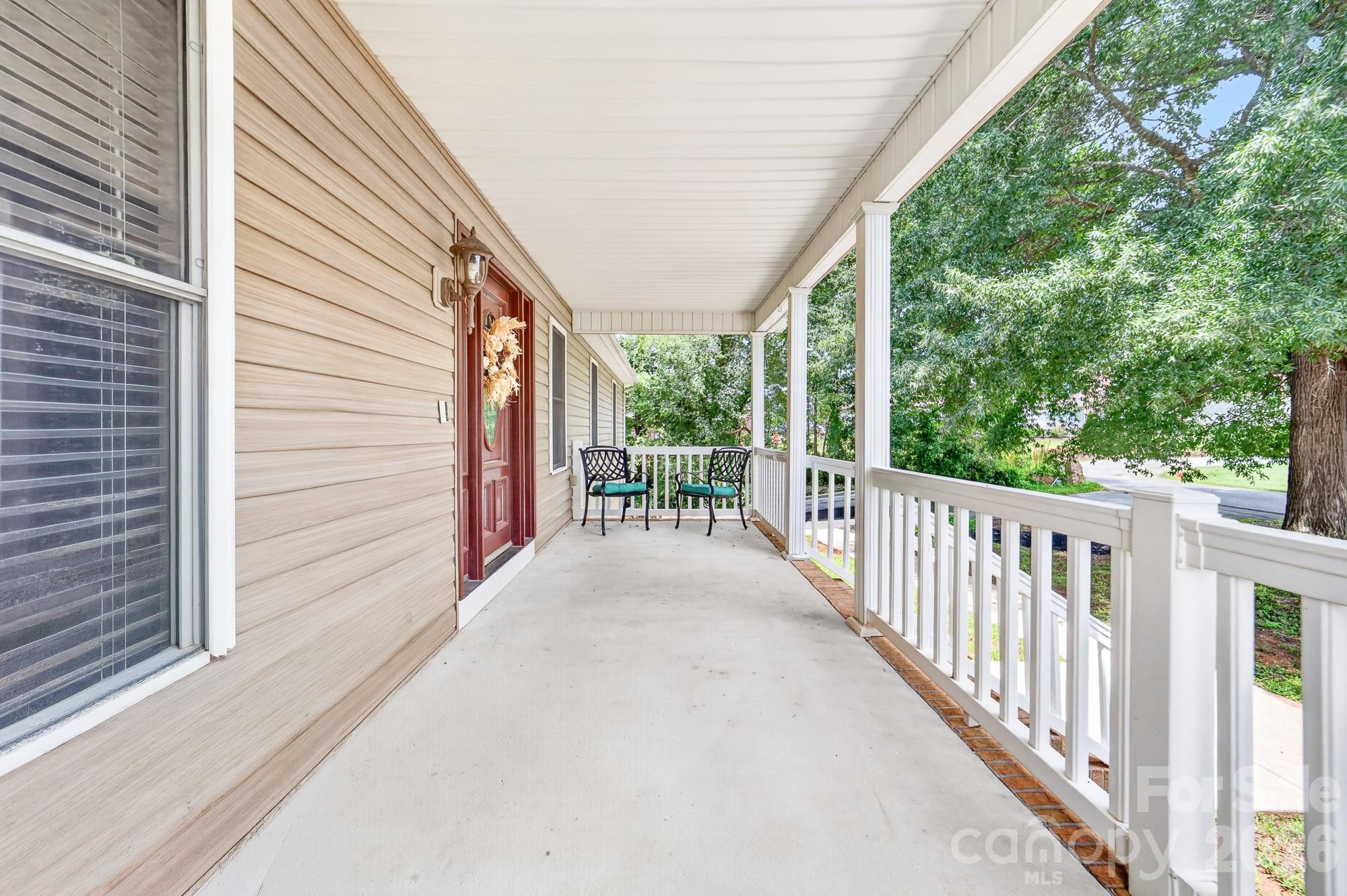 116 Brewer Lane — Mooresville