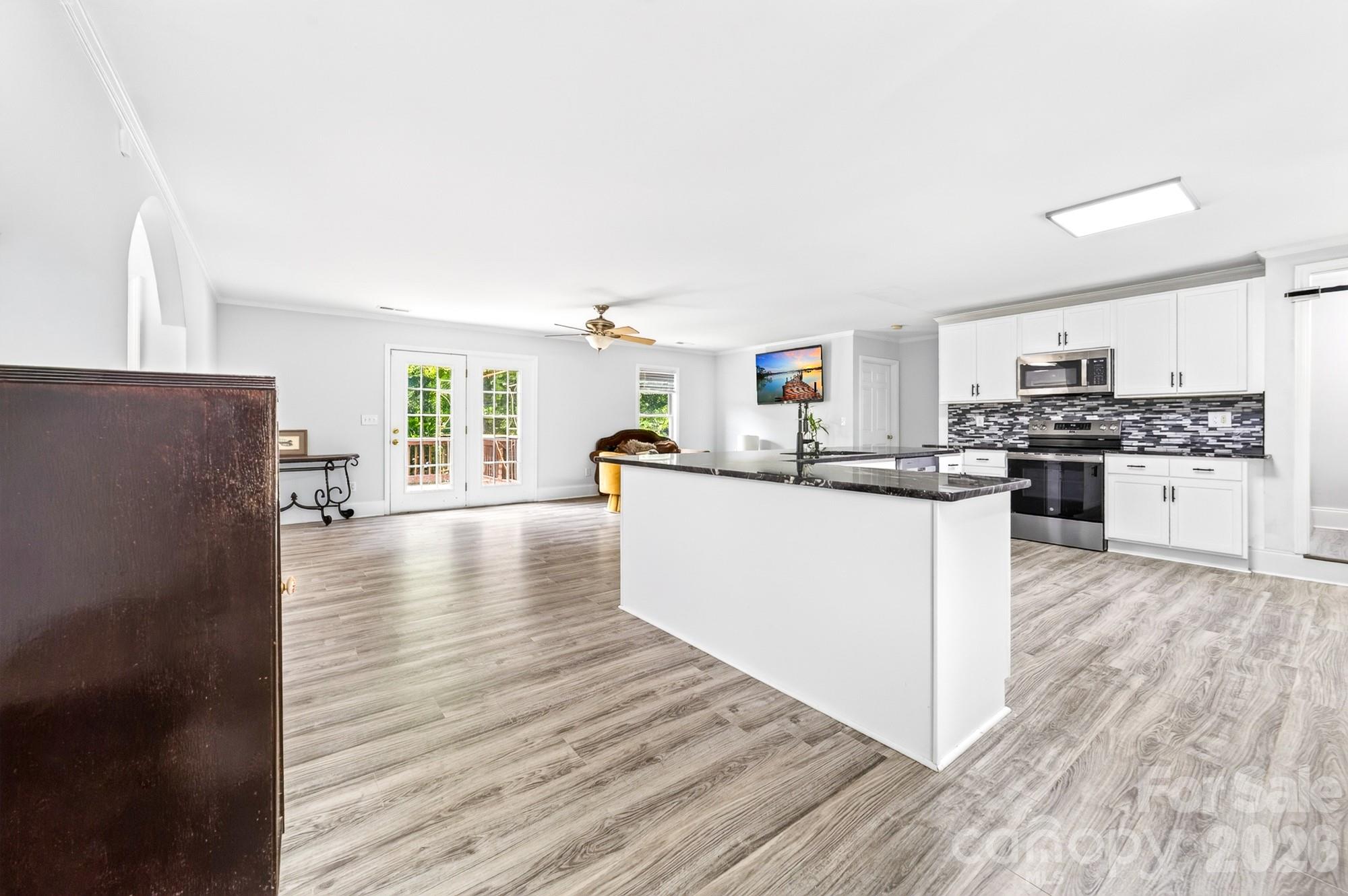 116 Brewer Lane — Mooresville