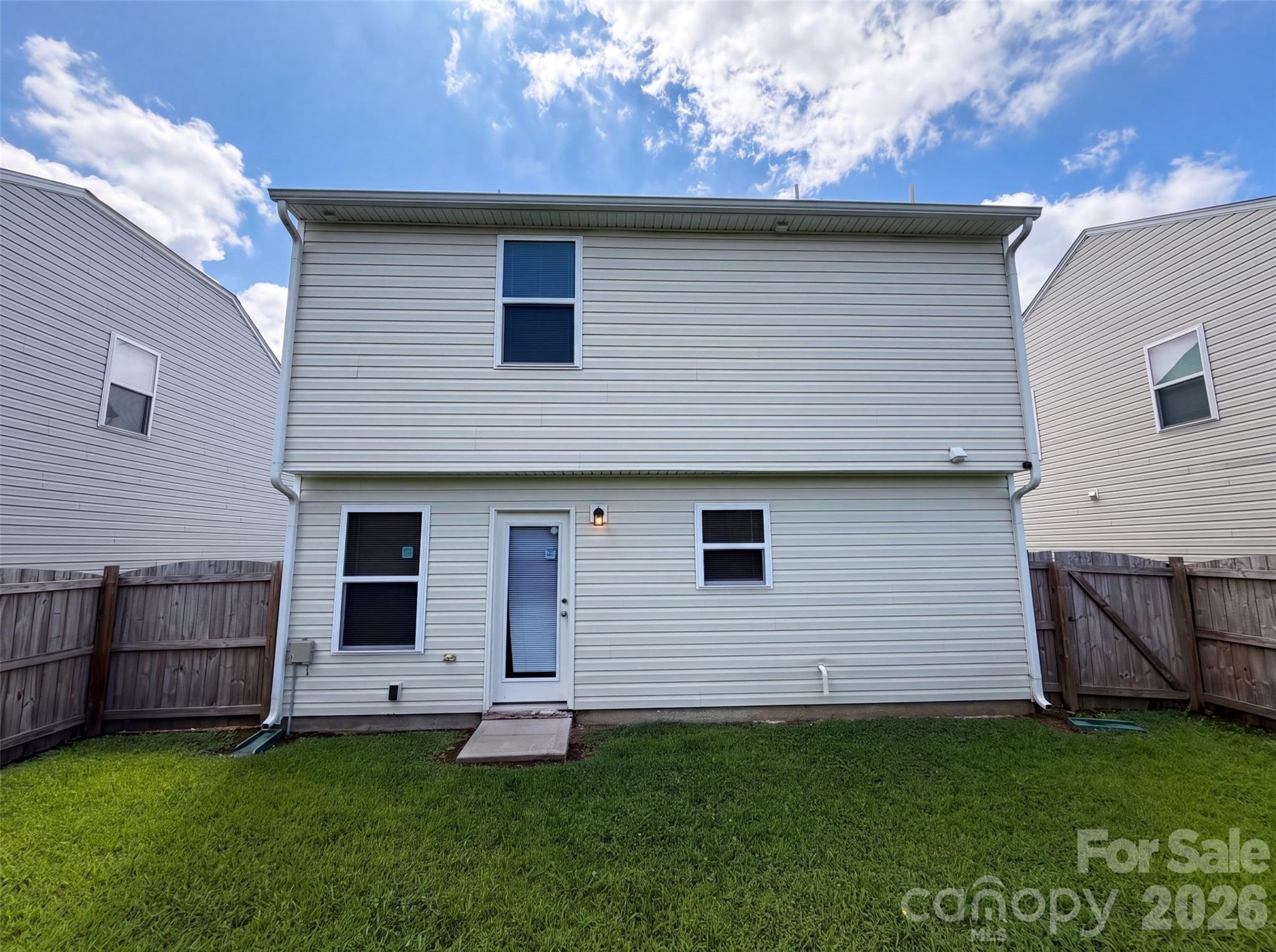 5730 Natick Drive — Charlotte