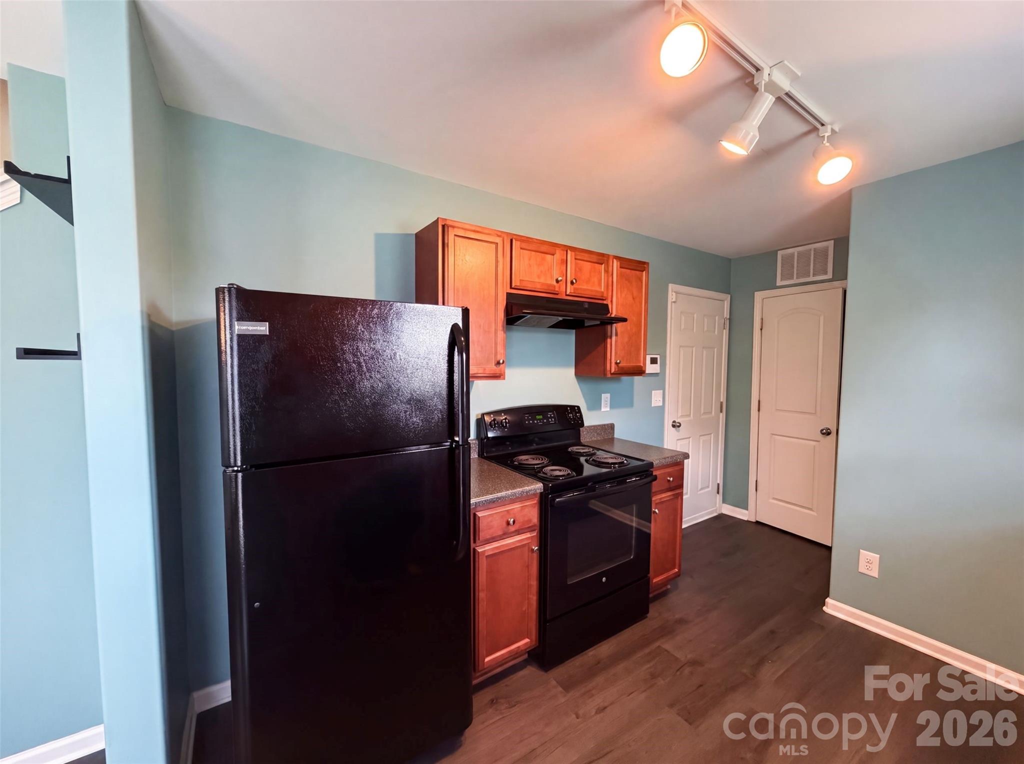 5730 Natick Drive — Charlotte