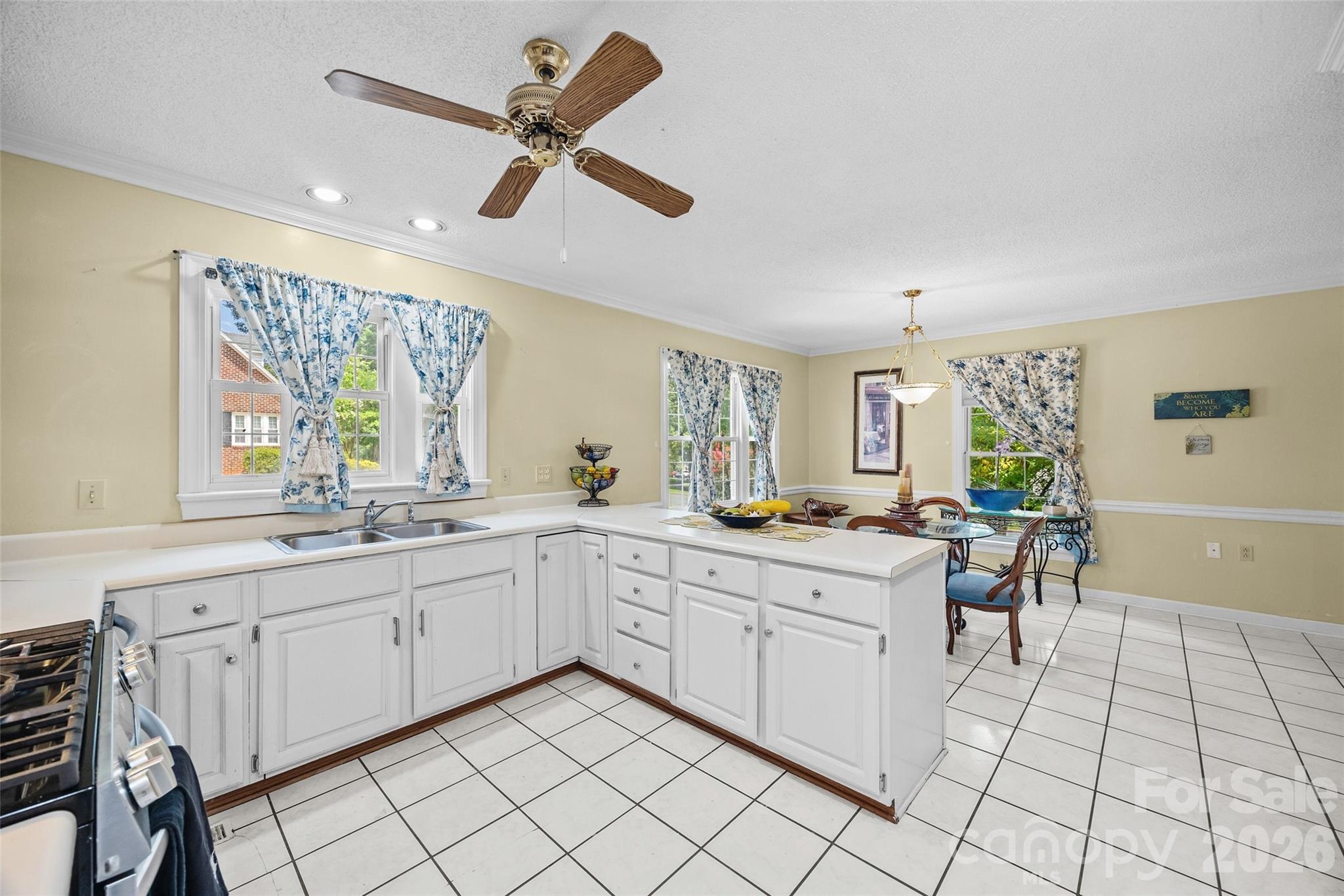 208 Eastwood Drive — Salisbury