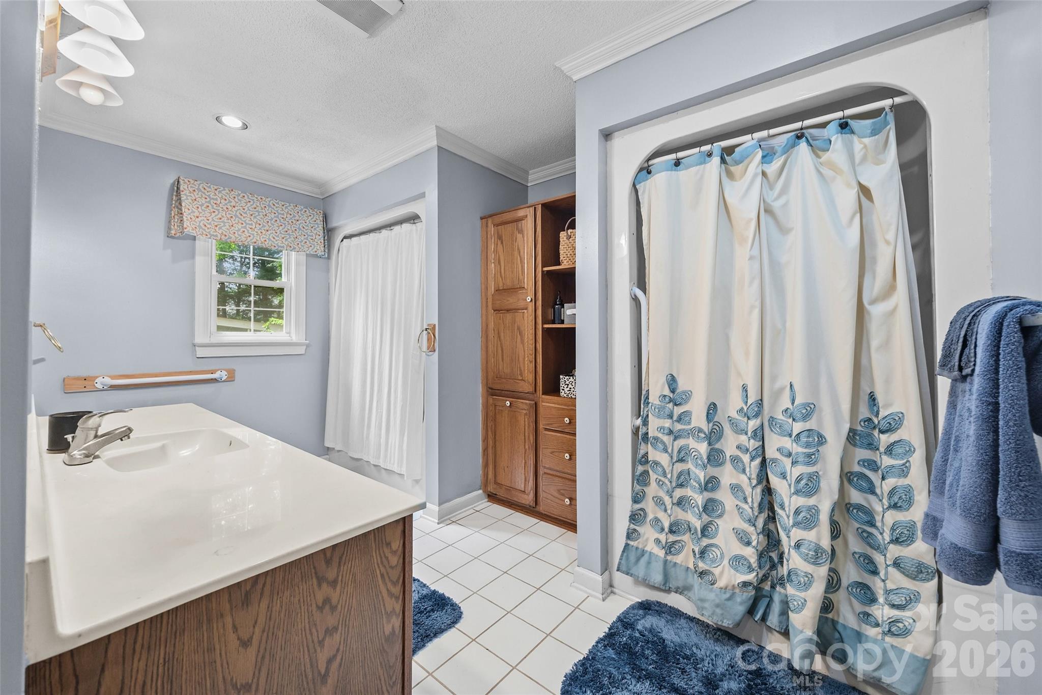 208 Eastwood Drive — Salisbury