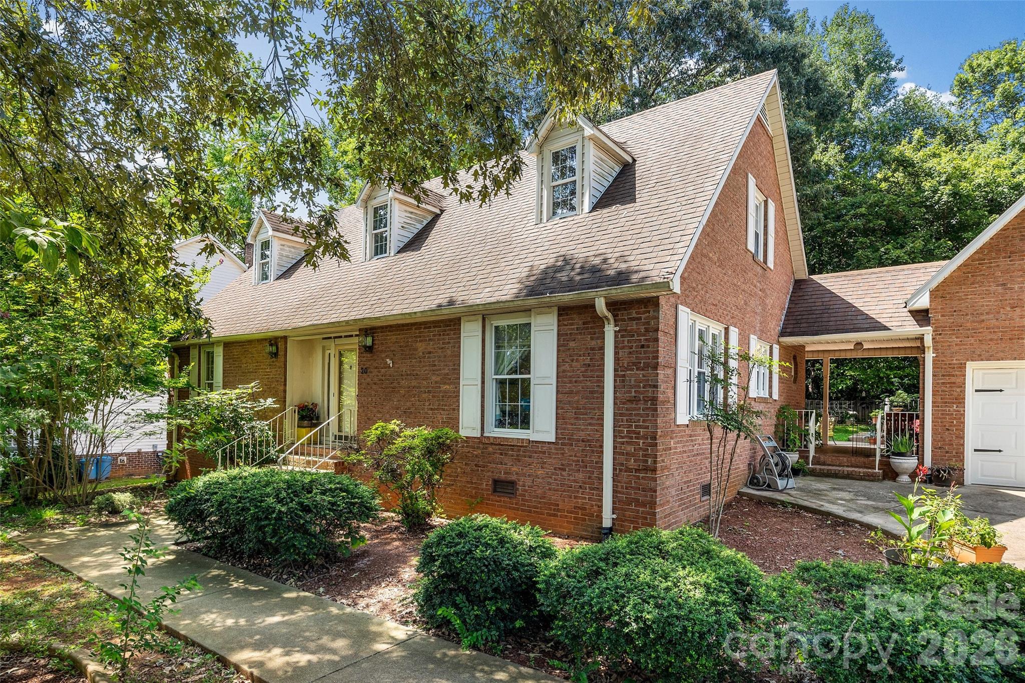 208 Eastwood Drive — Salisbury