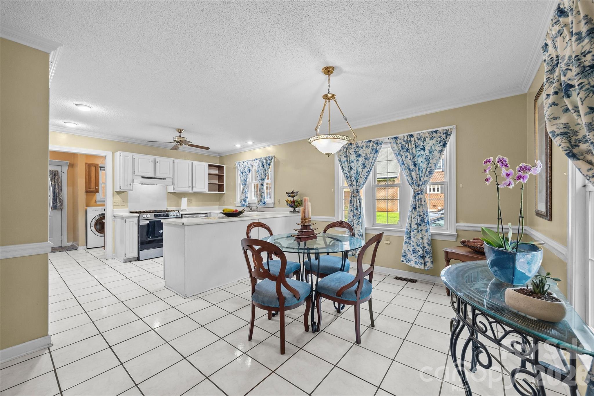 208 Eastwood Drive — Salisbury