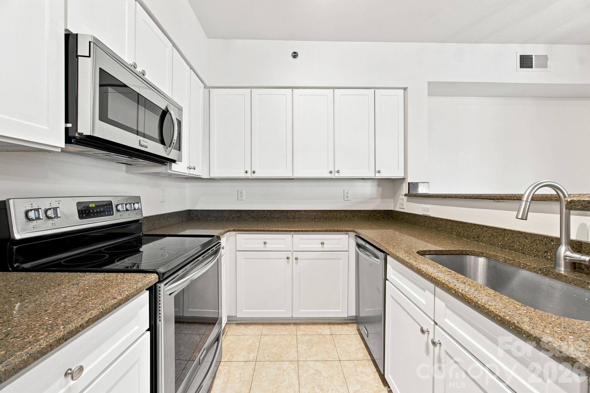 1315 East Boulevard — Charlotte