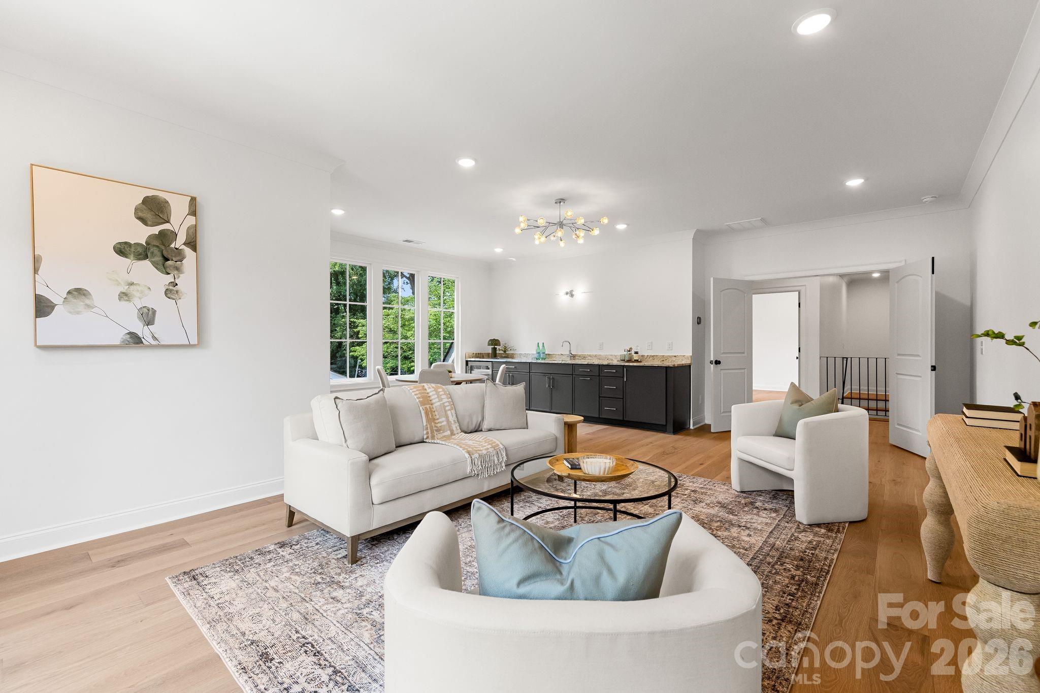815 Manhasset Road — Charlotte