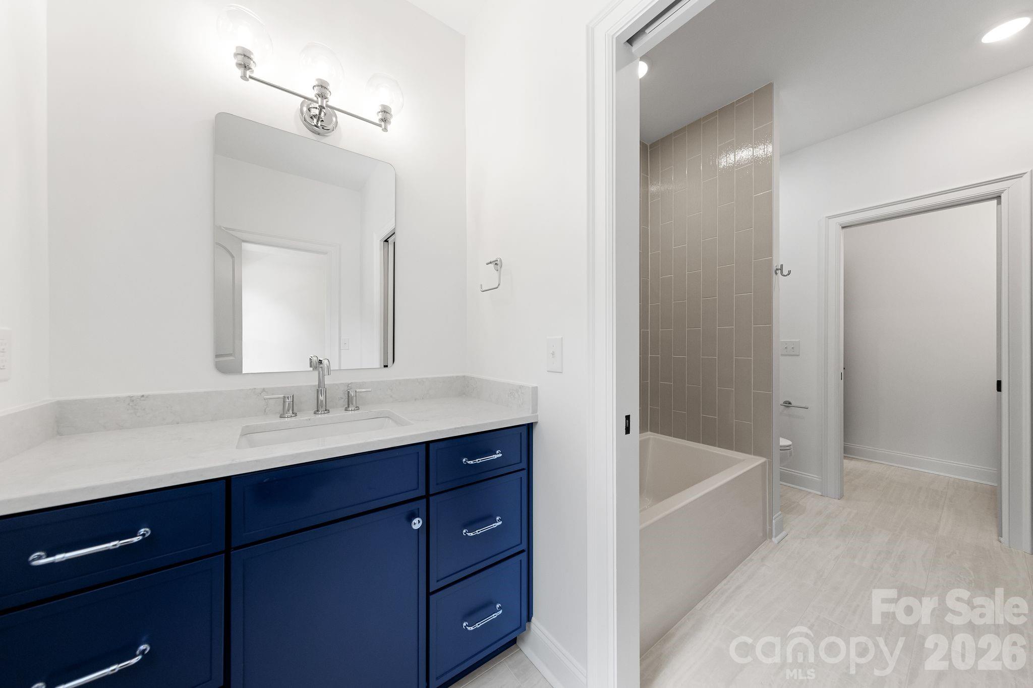 815 Manhasset Road — Charlotte