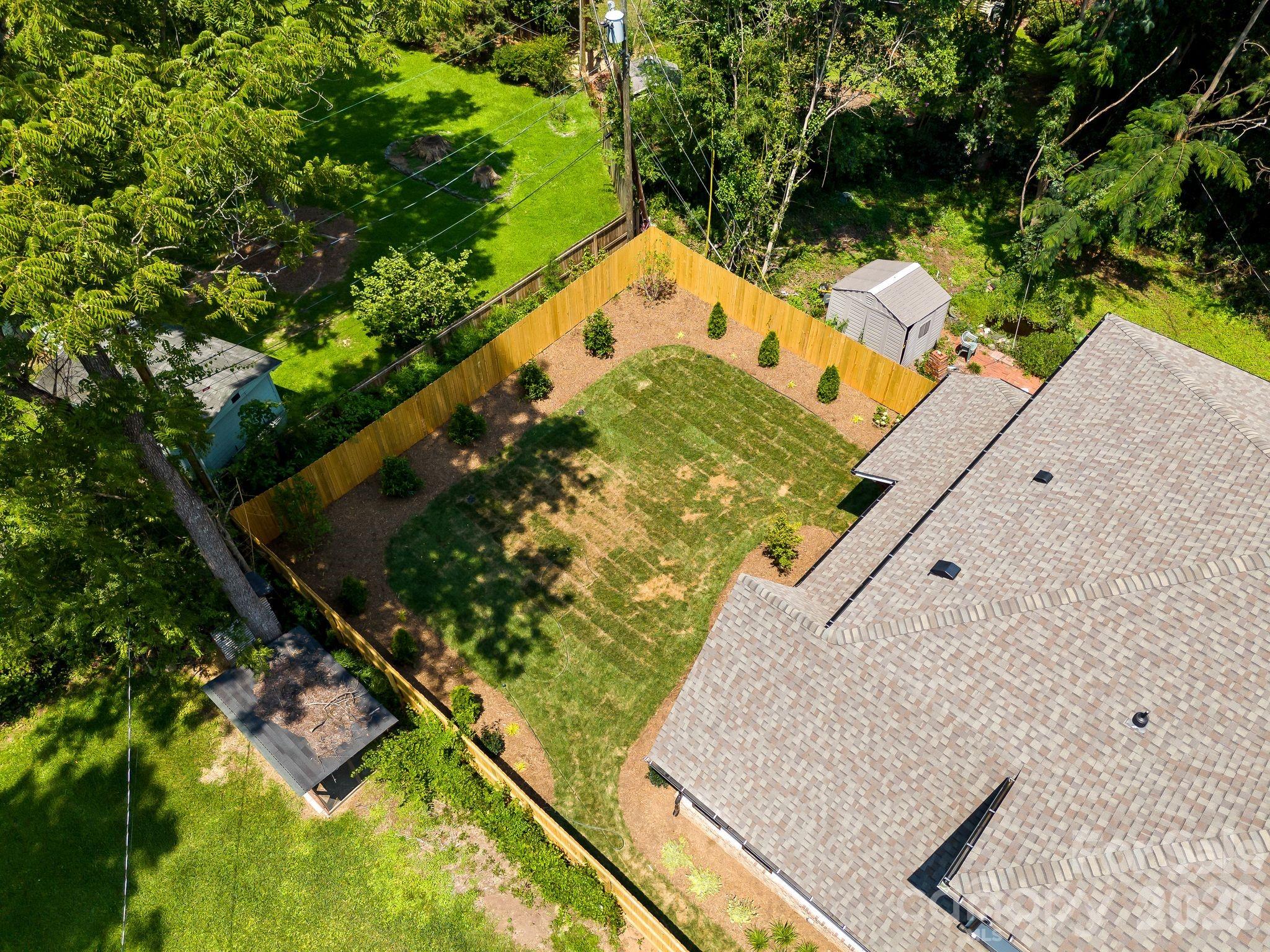 815 Manhasset Road — Charlotte