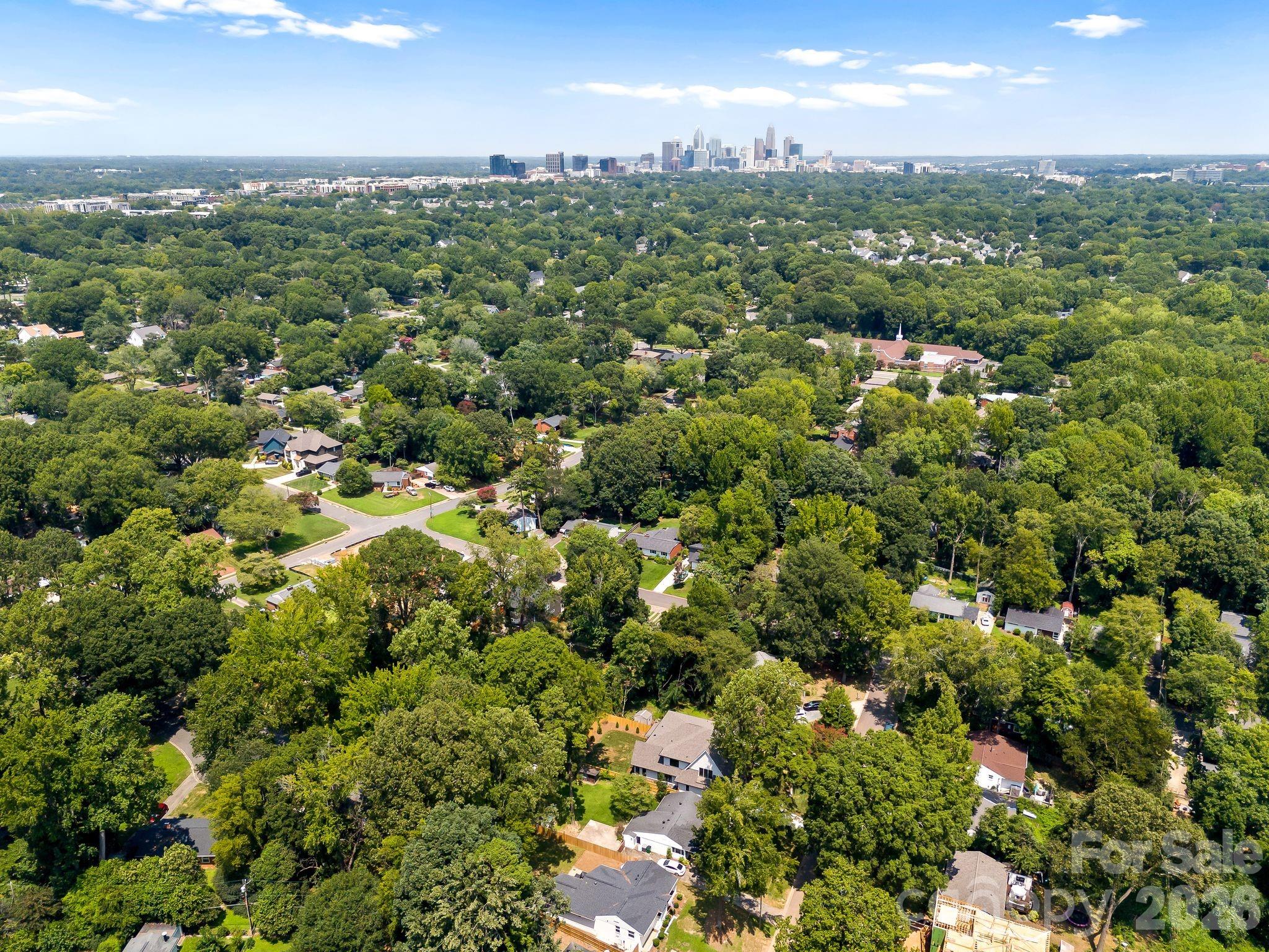 815 Manhasset Road — Charlotte