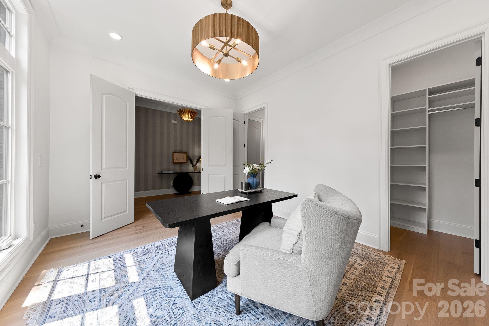 815 Manhasset Road — Charlotte