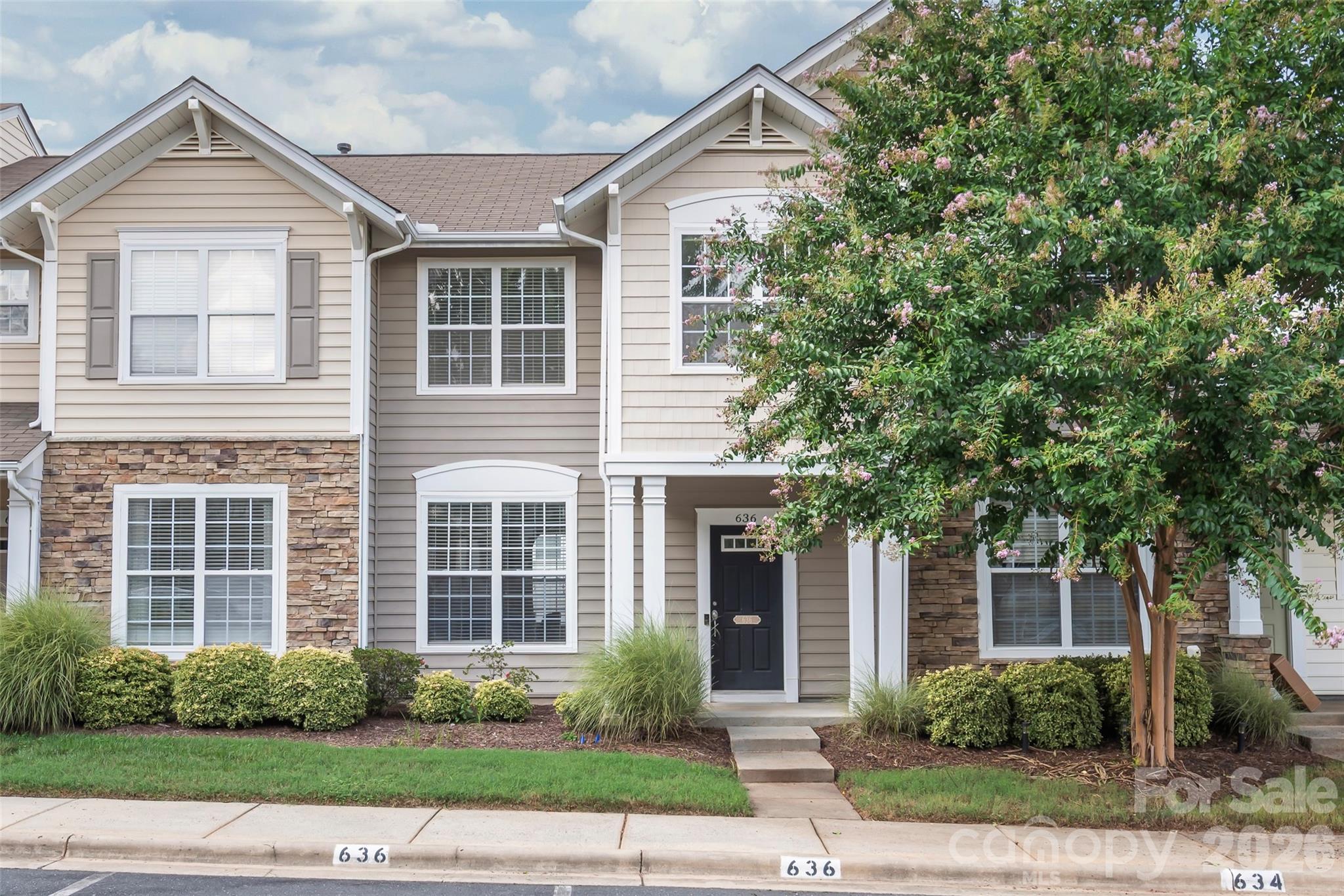 636 Brickdust Court — Fort Mill