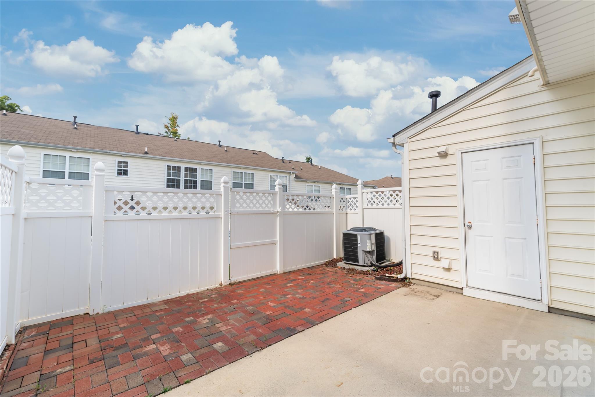 636 Brickdust Court — Fort Mill