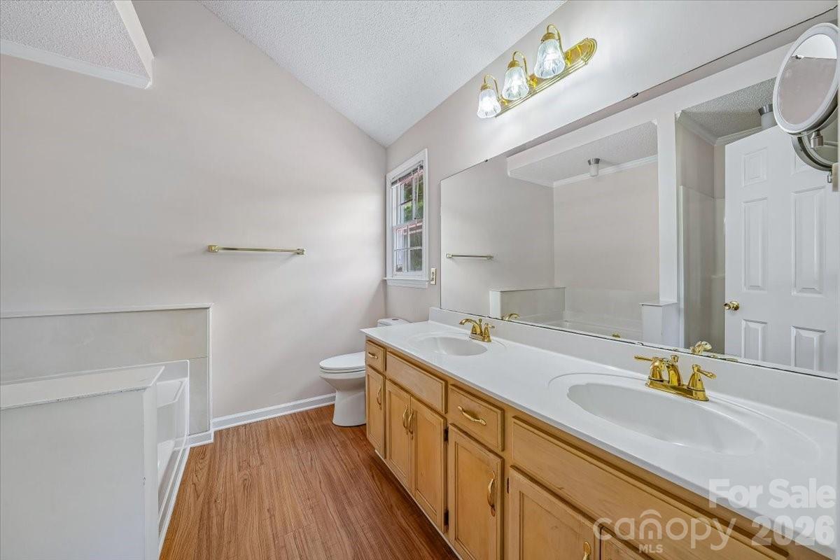 8012 Cadmium Court — Charlotte