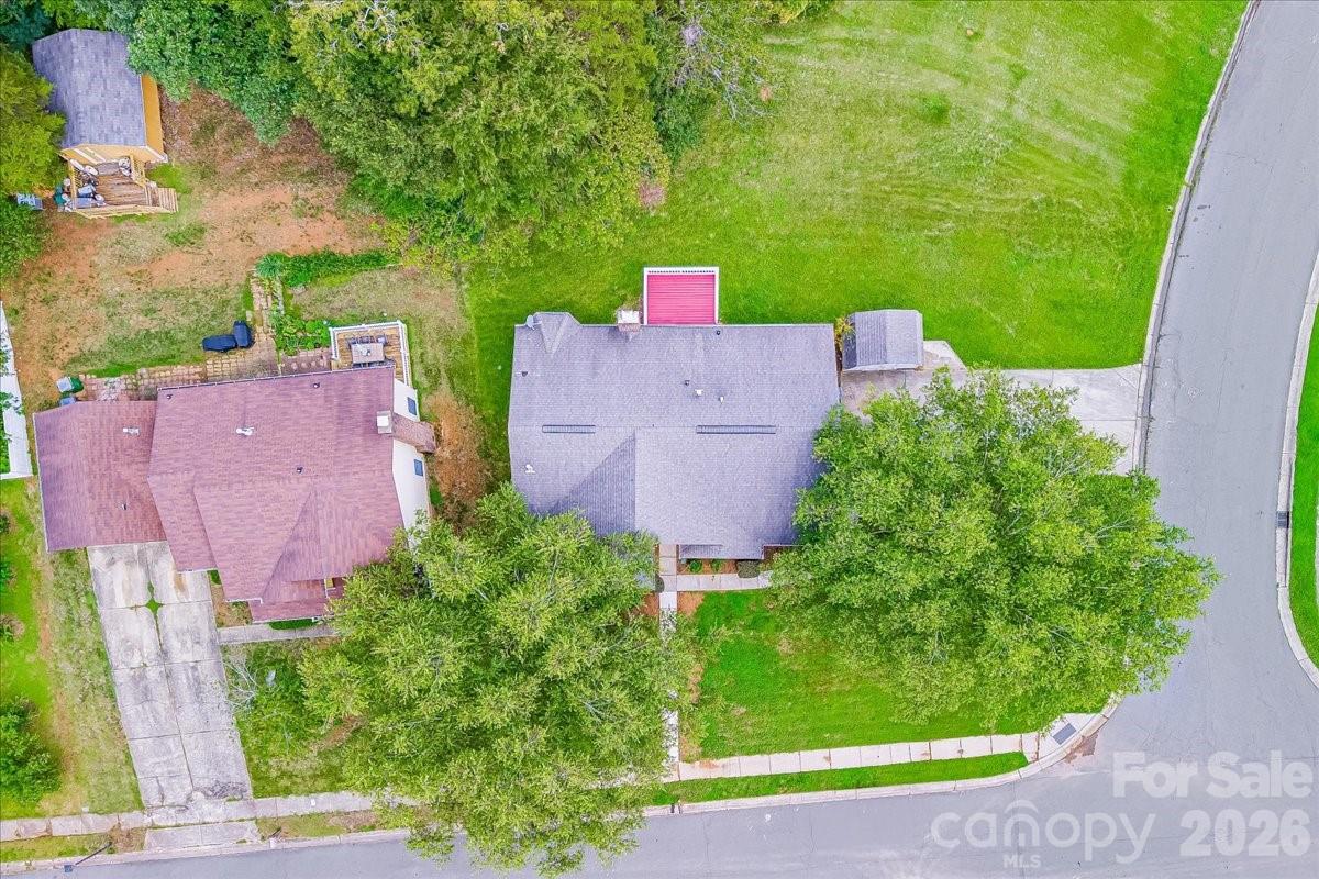 8012 Cadmium Court — Charlotte
