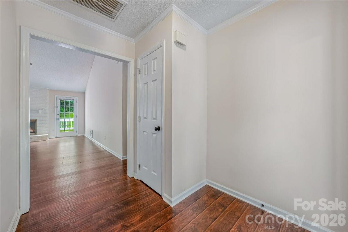 8012 Cadmium Court — Charlotte