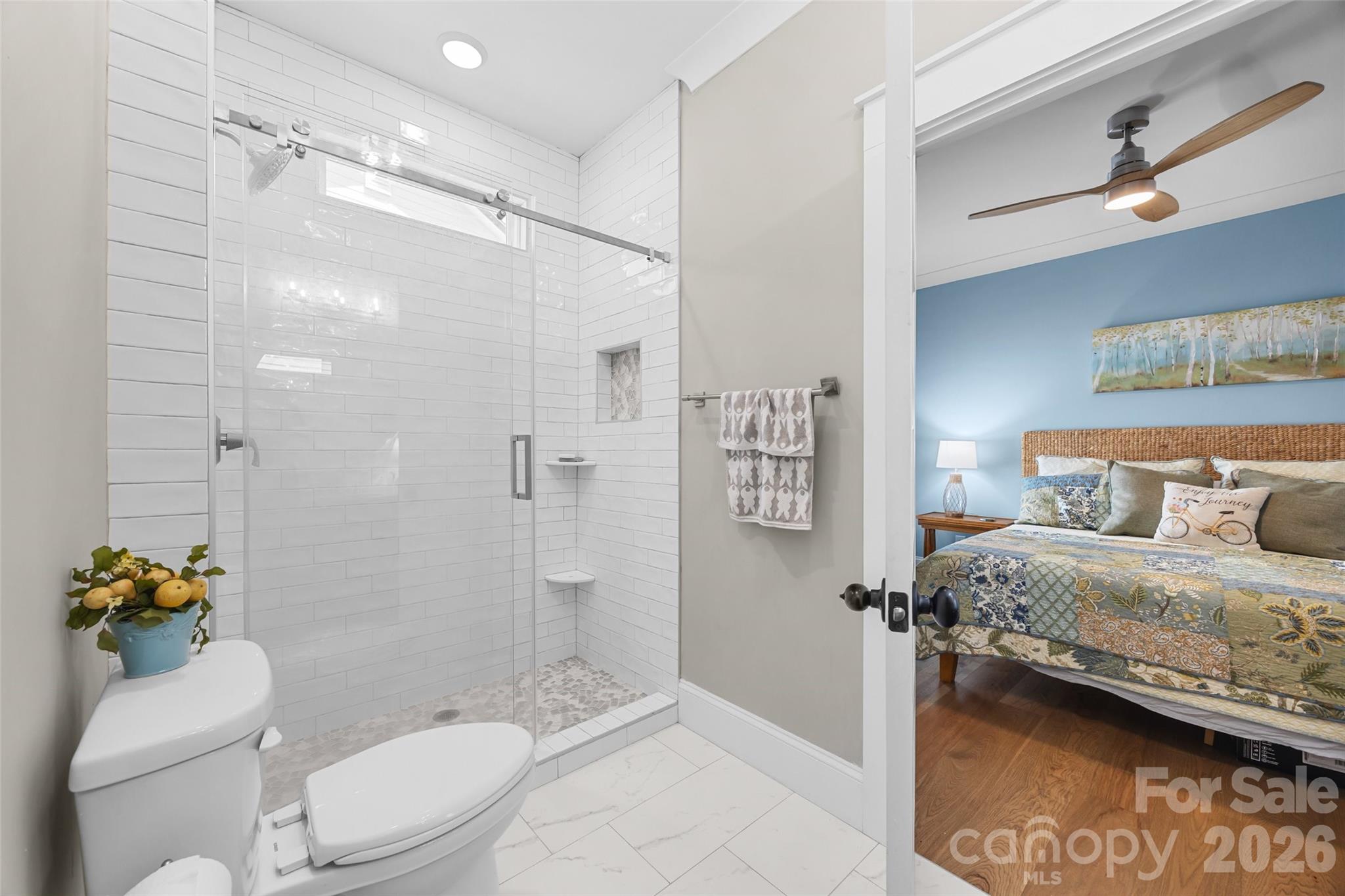 662 Sandbar Point — Lake Wylie
