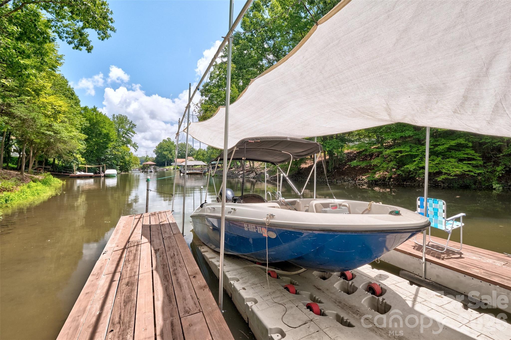 662 Sandbar Point — Lake Wylie