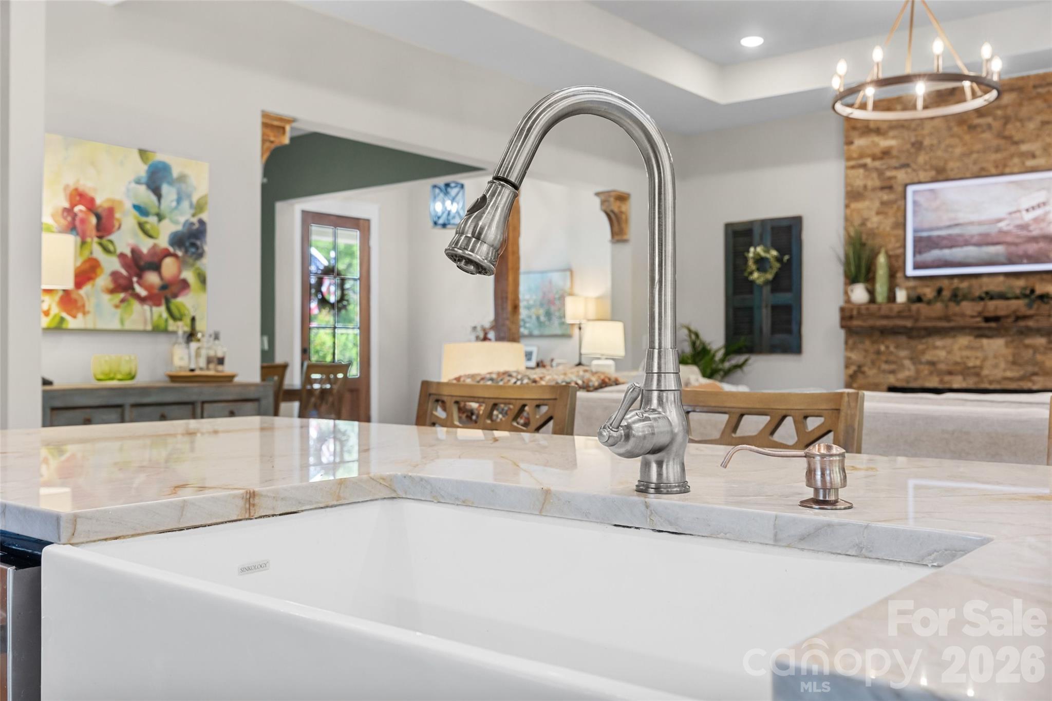 662 Sandbar Point — Lake Wylie