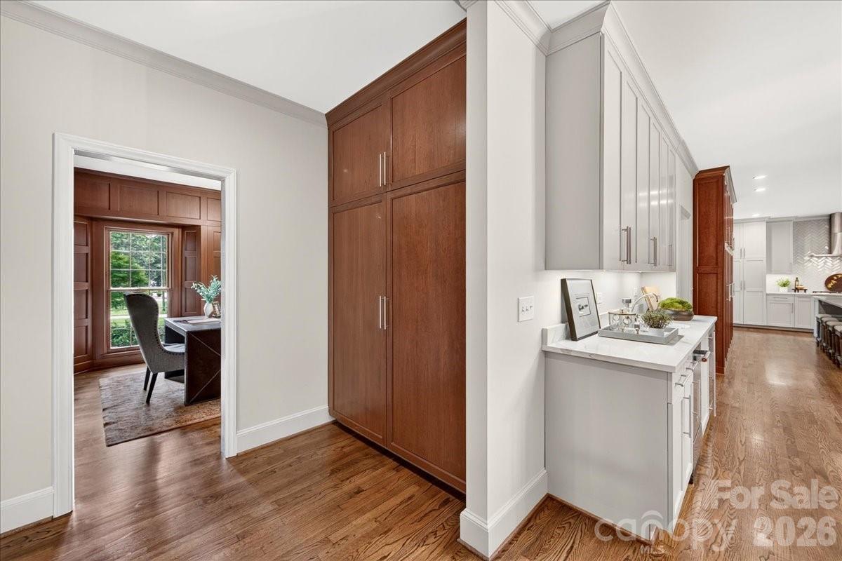 2349 Thetford Court — Charlotte