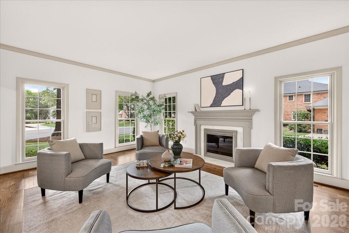 2349 Thetford Court — Charlotte