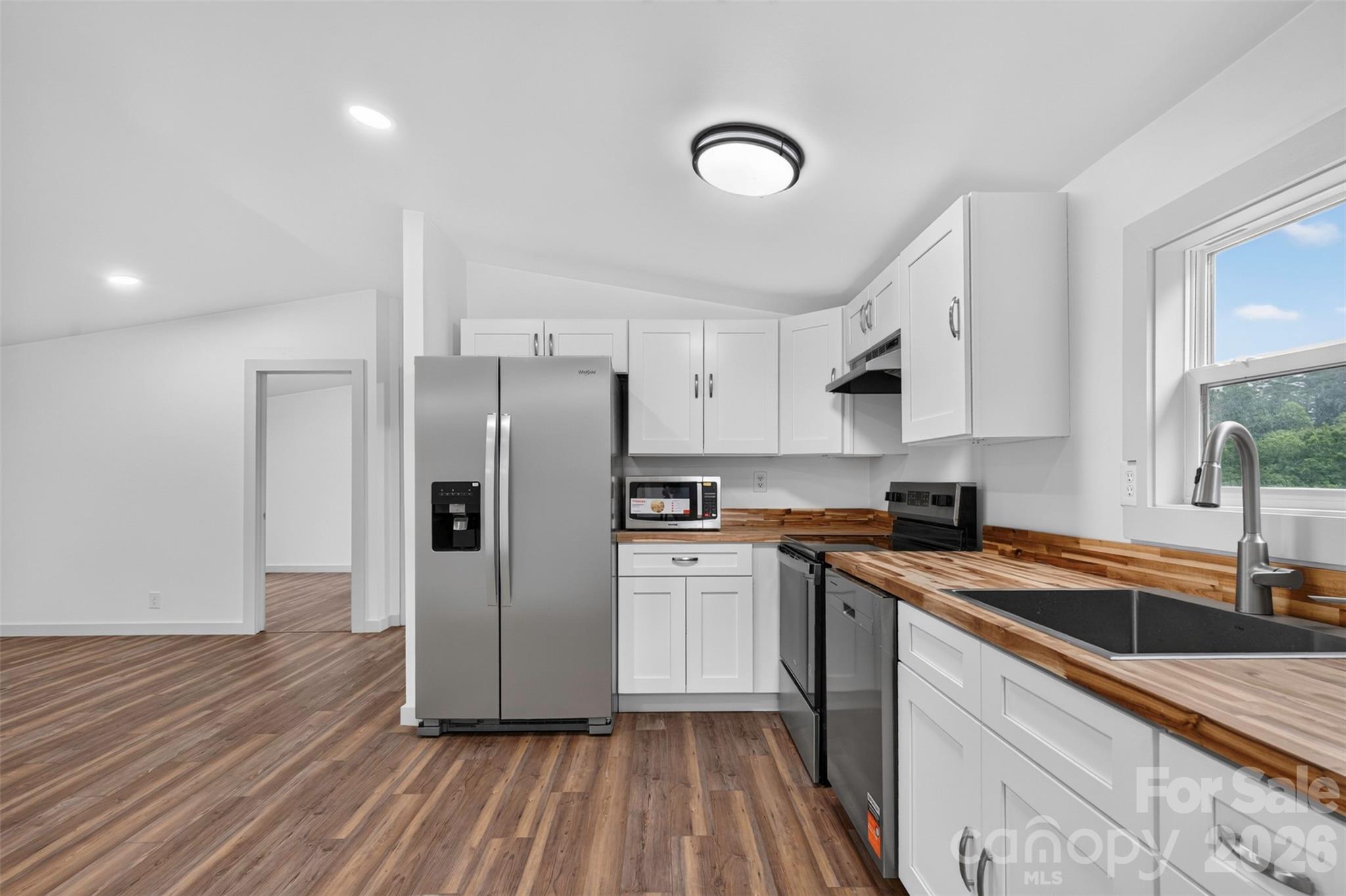 74 TJ Trail — Hendersonville