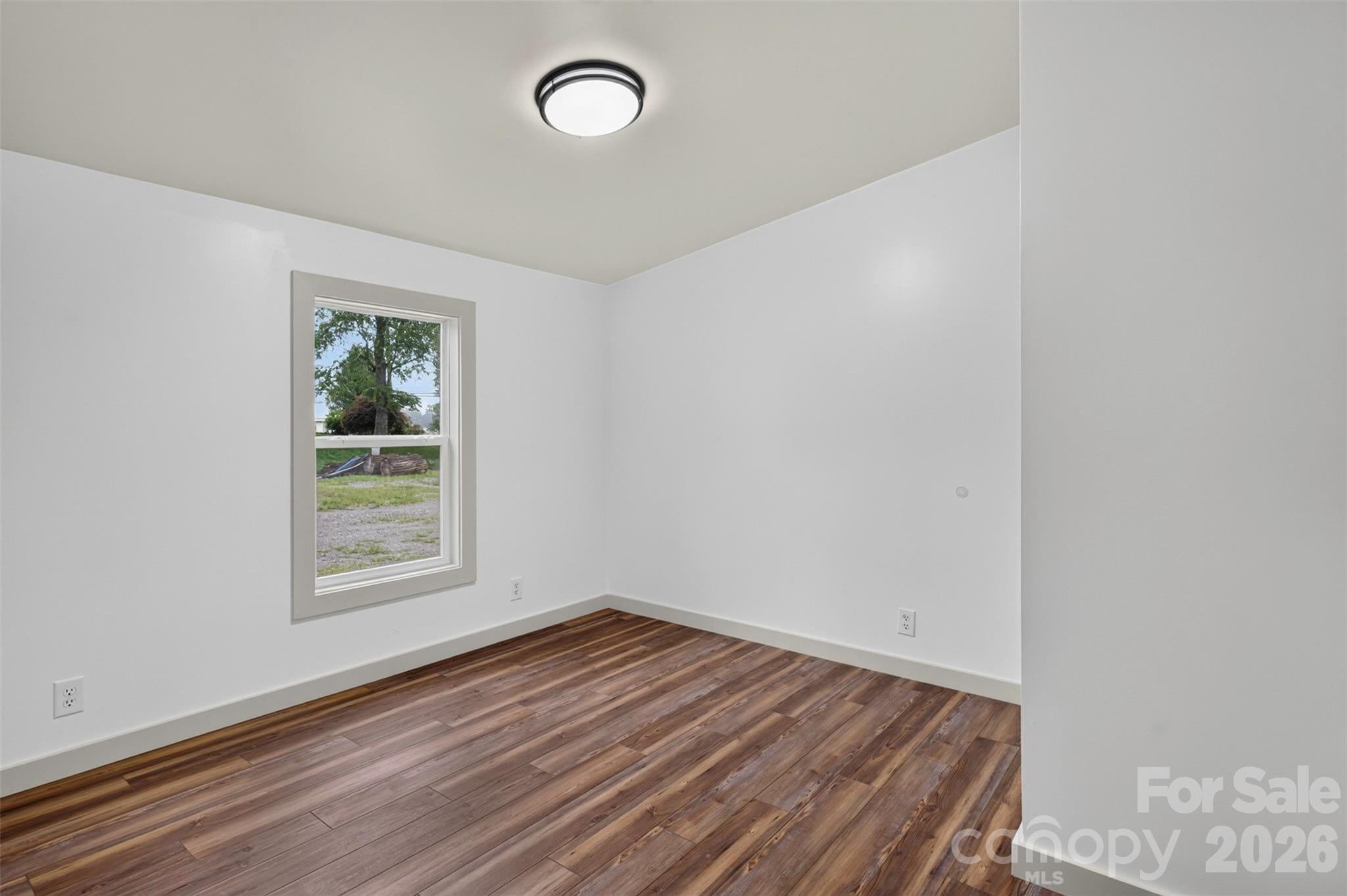 74 TJ Trail — Hendersonville