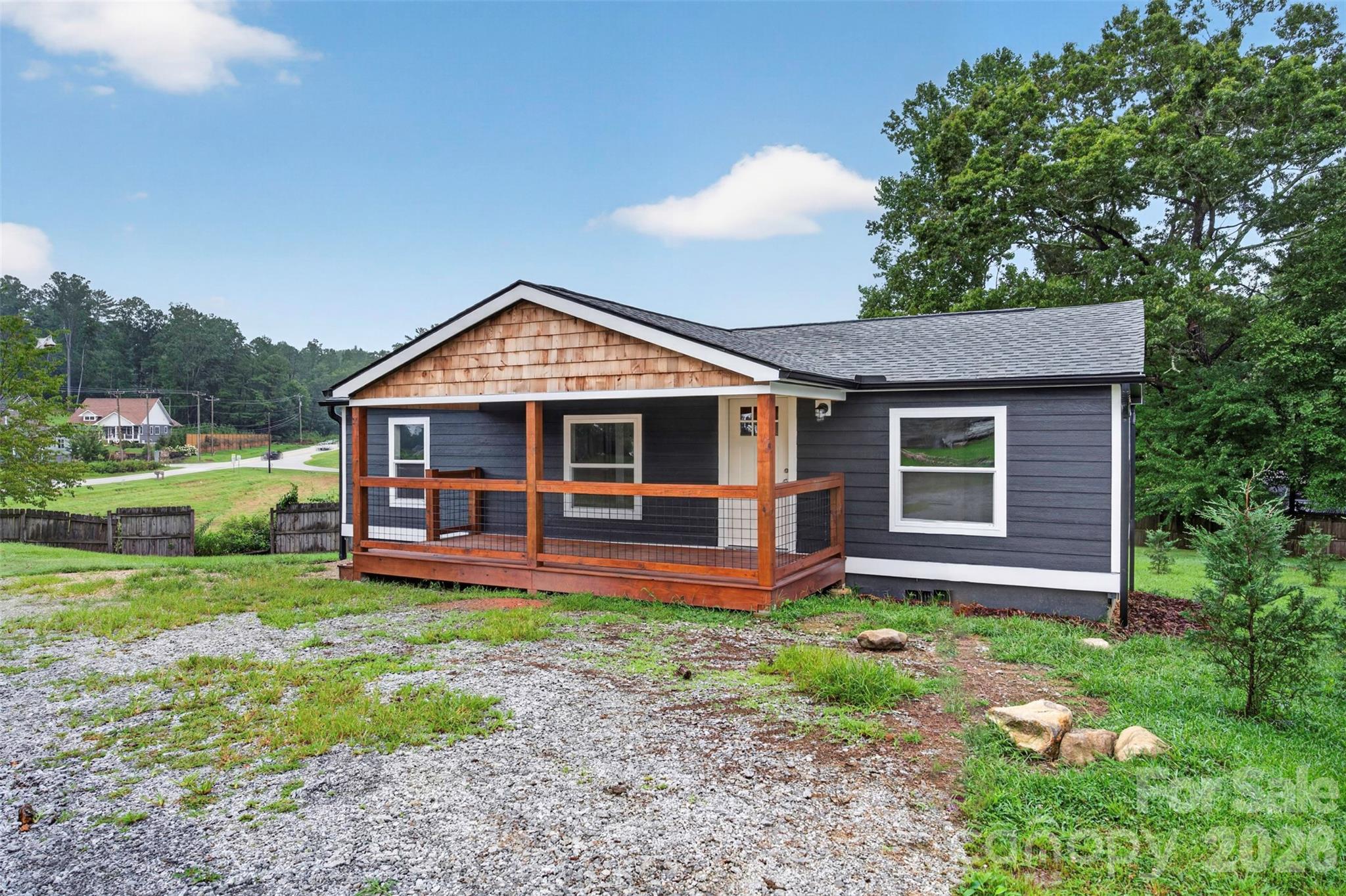 74 TJ Trail — Hendersonville