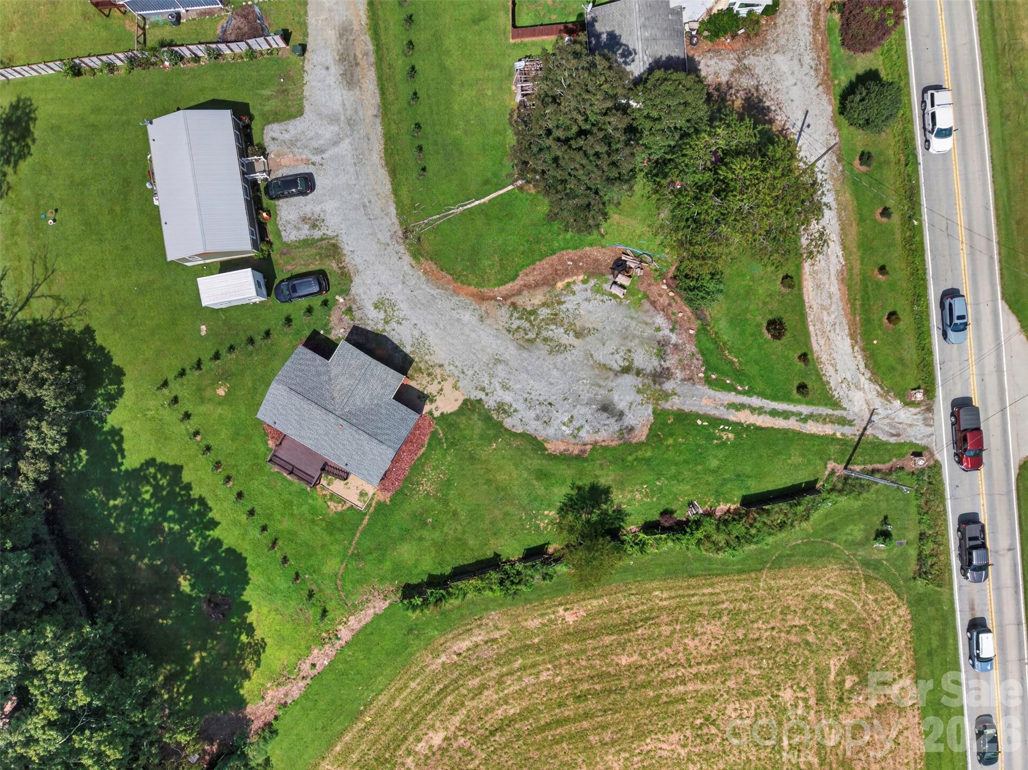 74 TJ Trail — Hendersonville