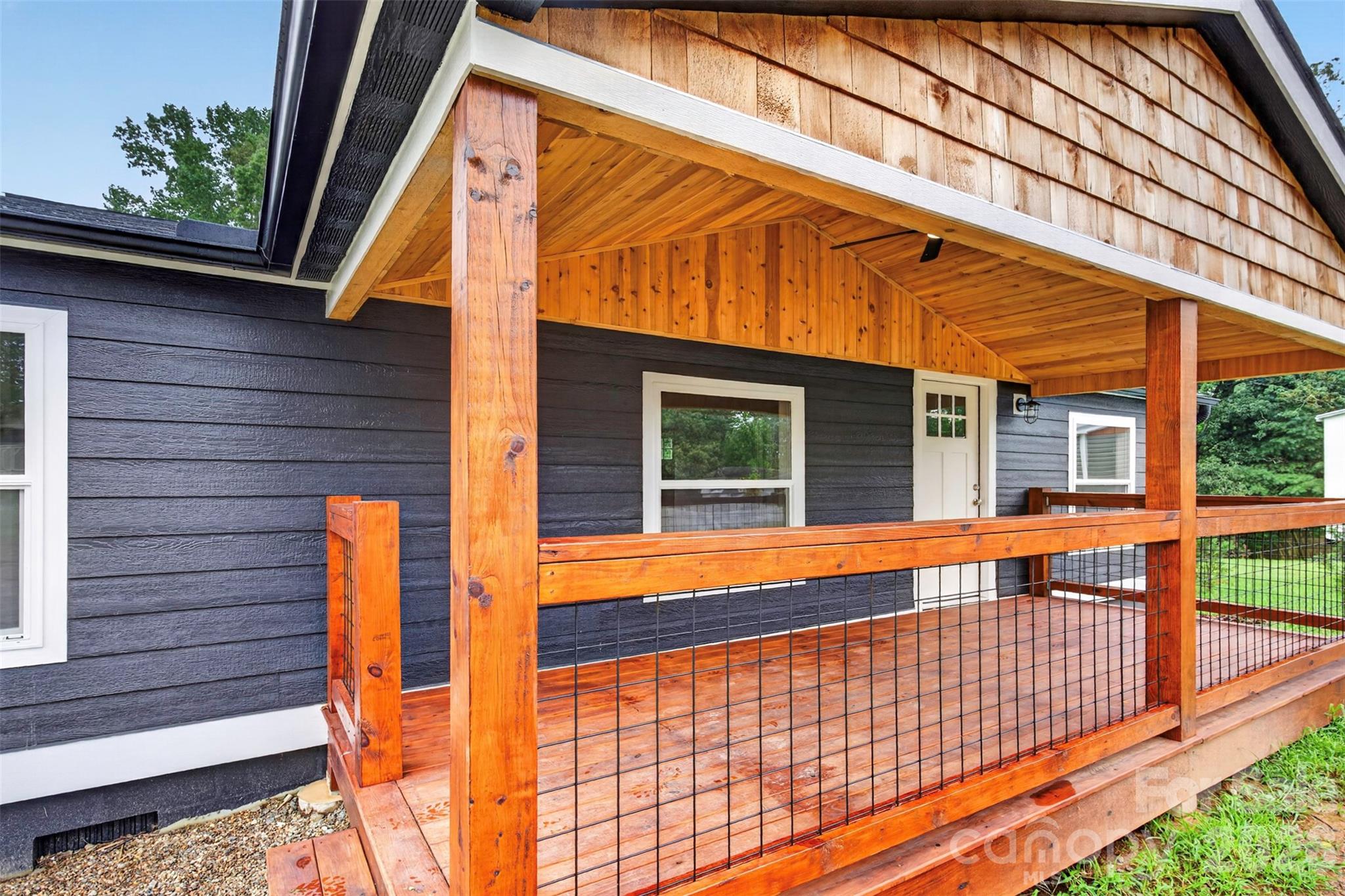 74 TJ Trail — Hendersonville