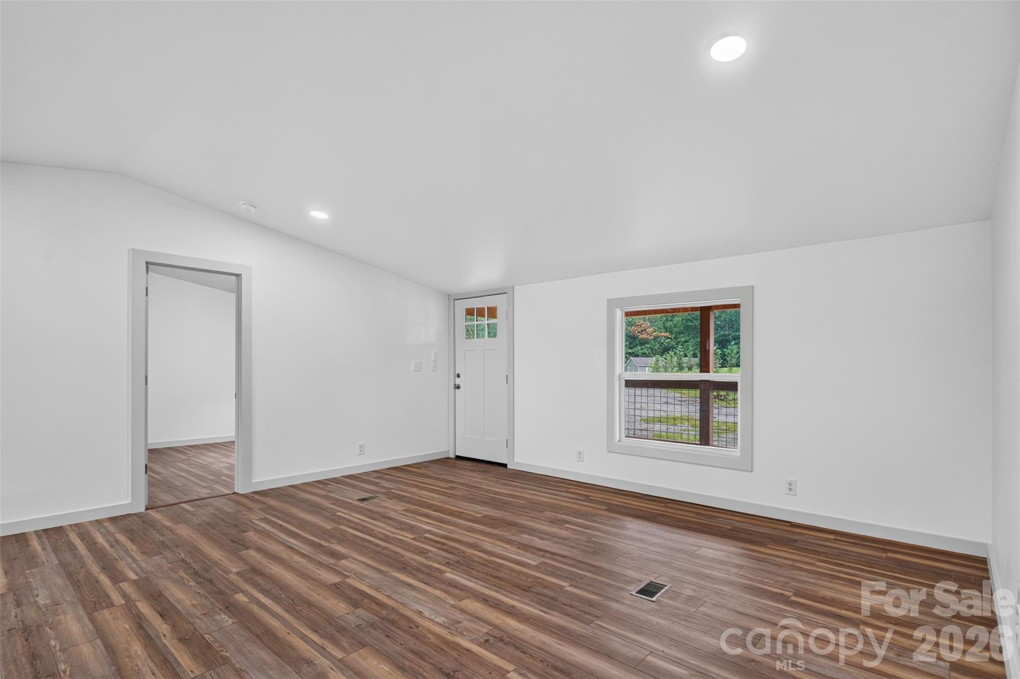 74 TJ Trail — Hendersonville
