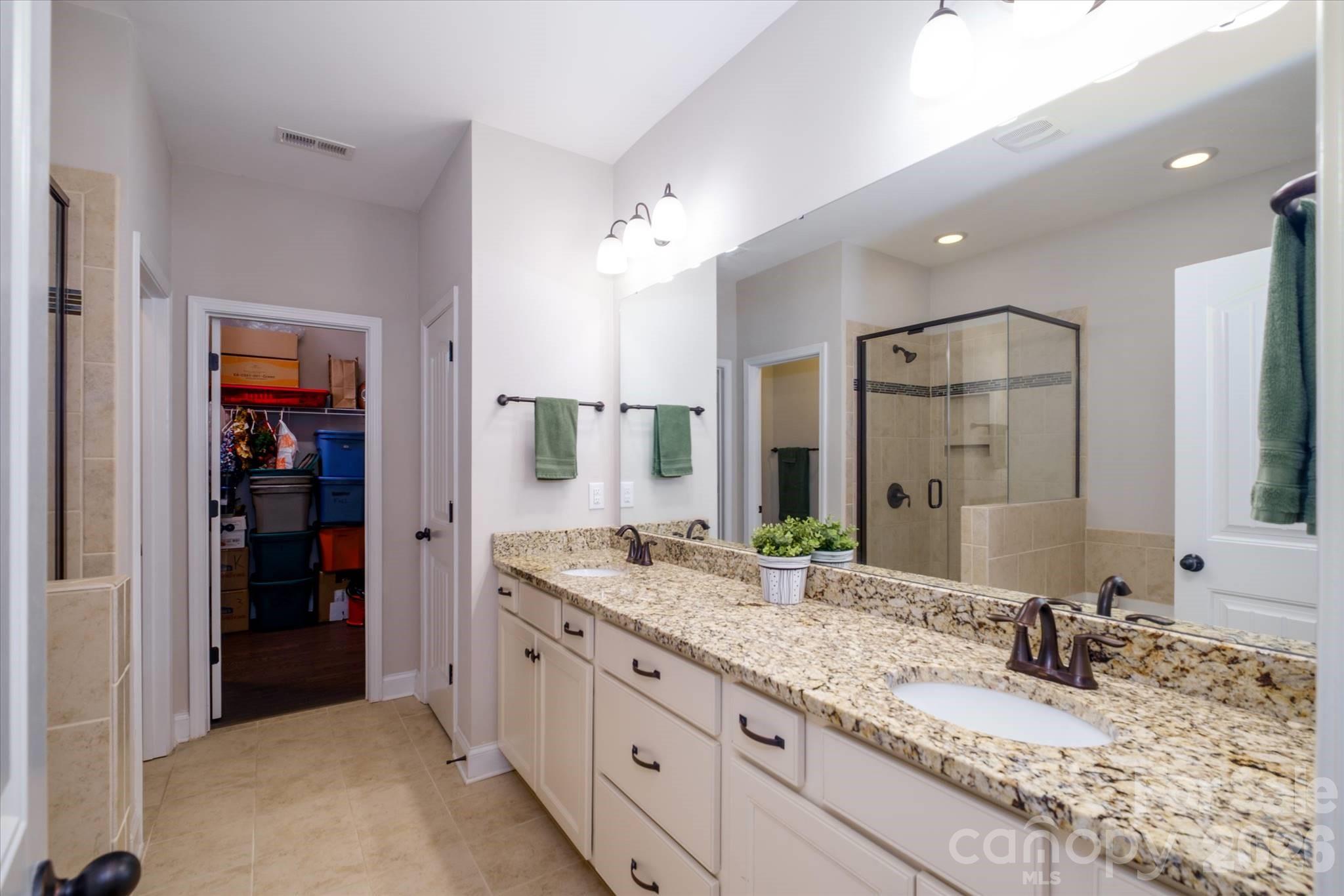 4185 La Crema Drive — Charlotte