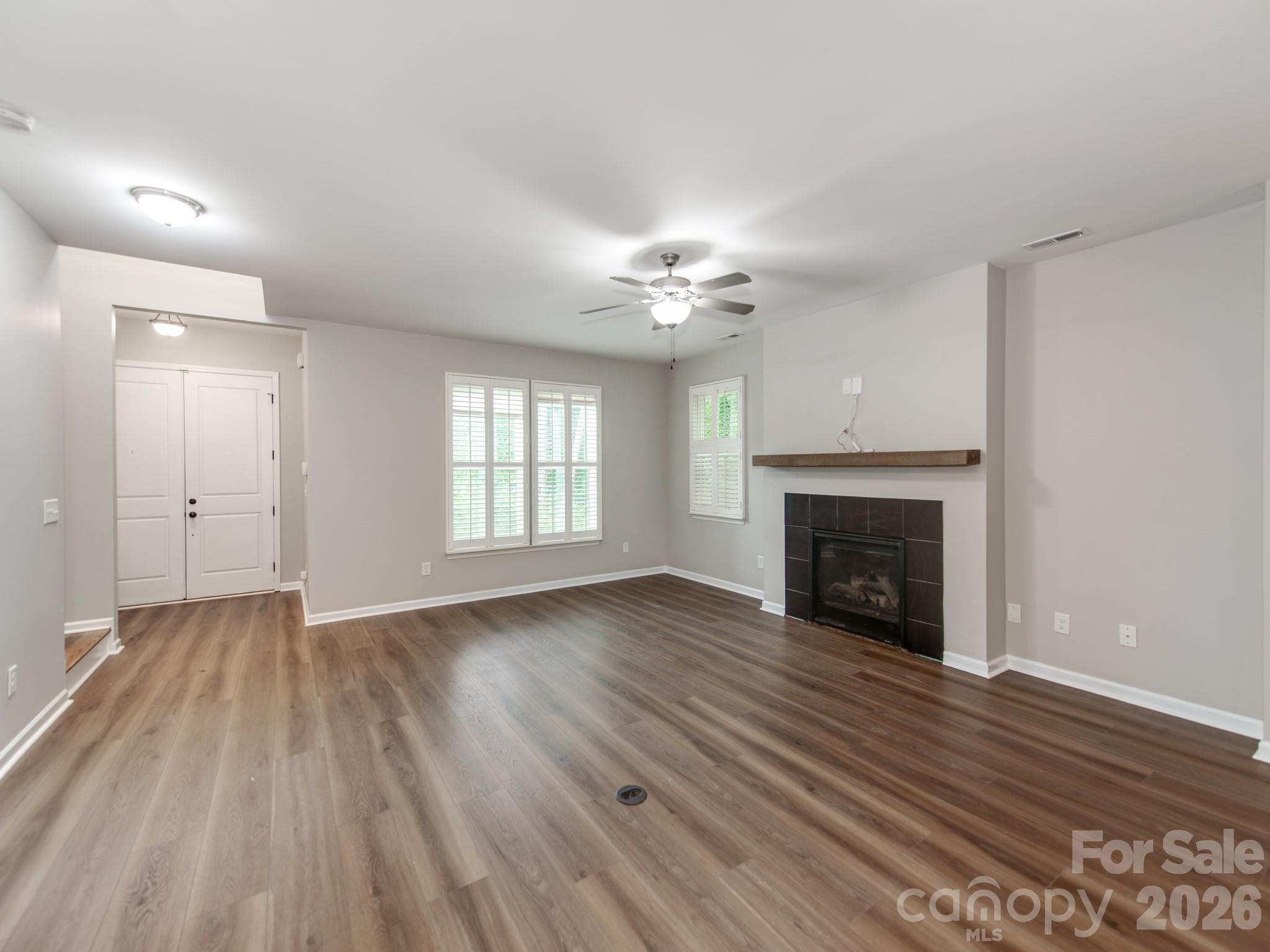3021 Cresthill Drive — Charlotte
