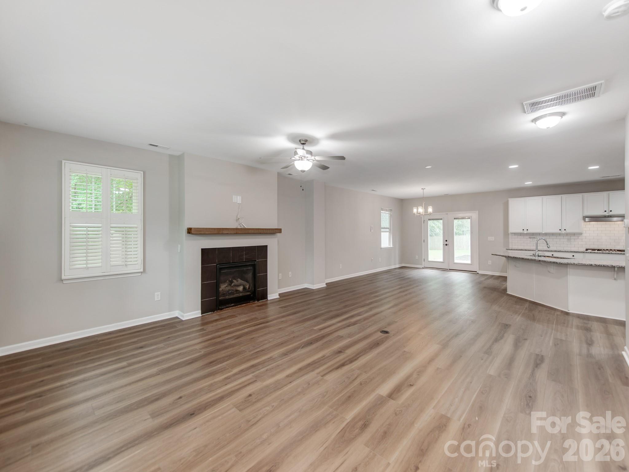 3021 Cresthill Drive — Charlotte