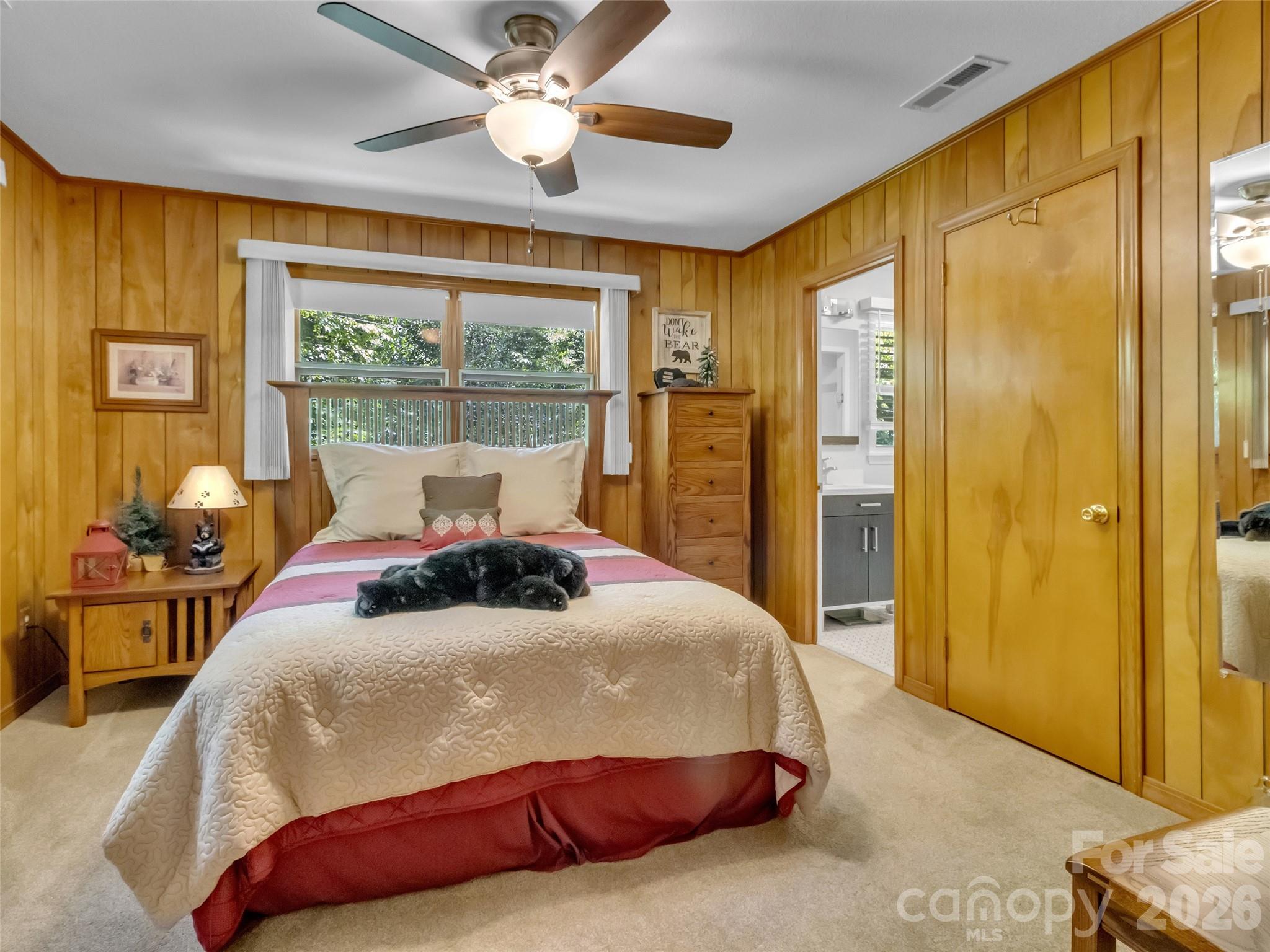43 Red Oak Drive — Maggie Valley