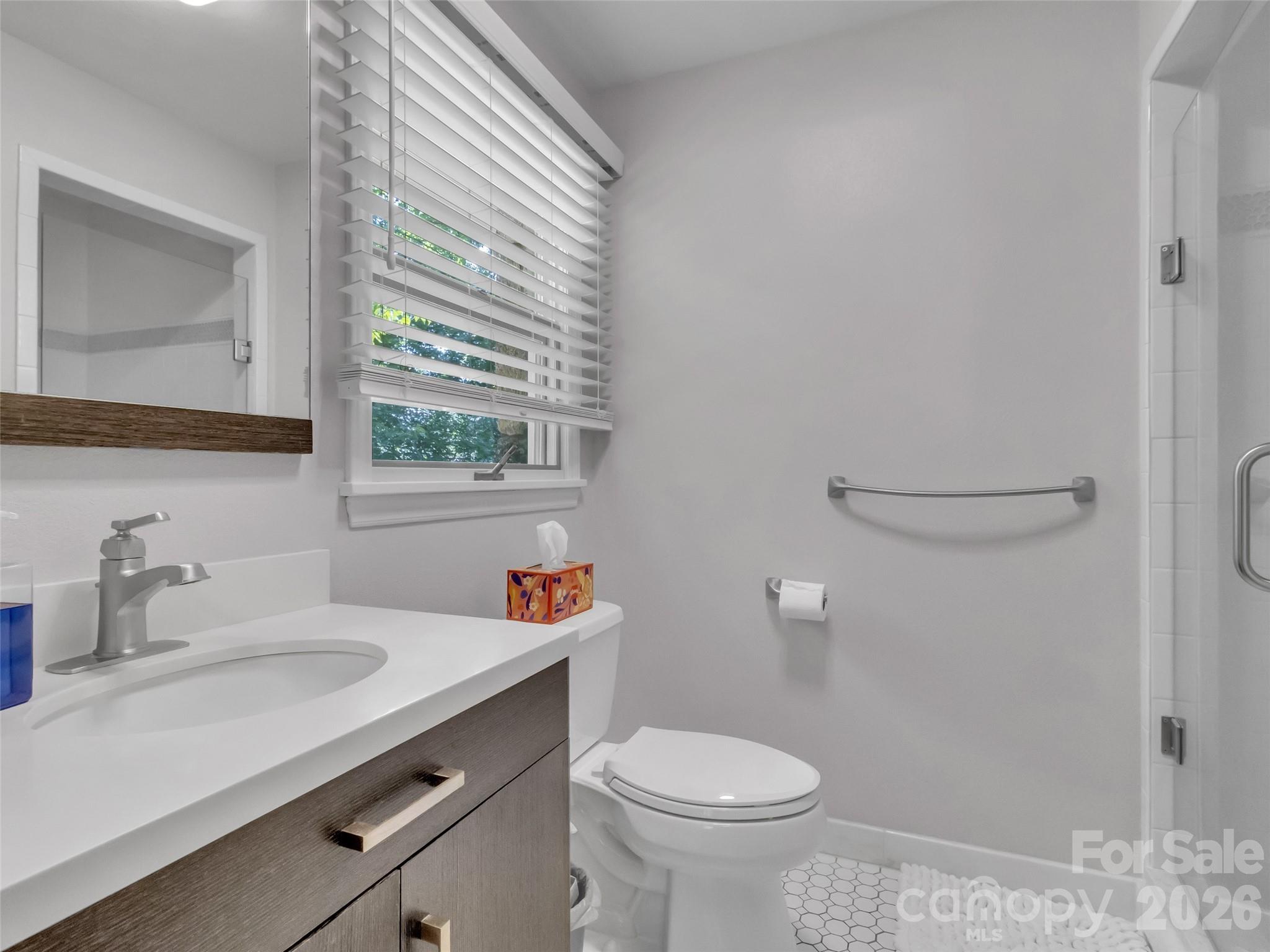 43 Red Oak Drive — Maggie Valley