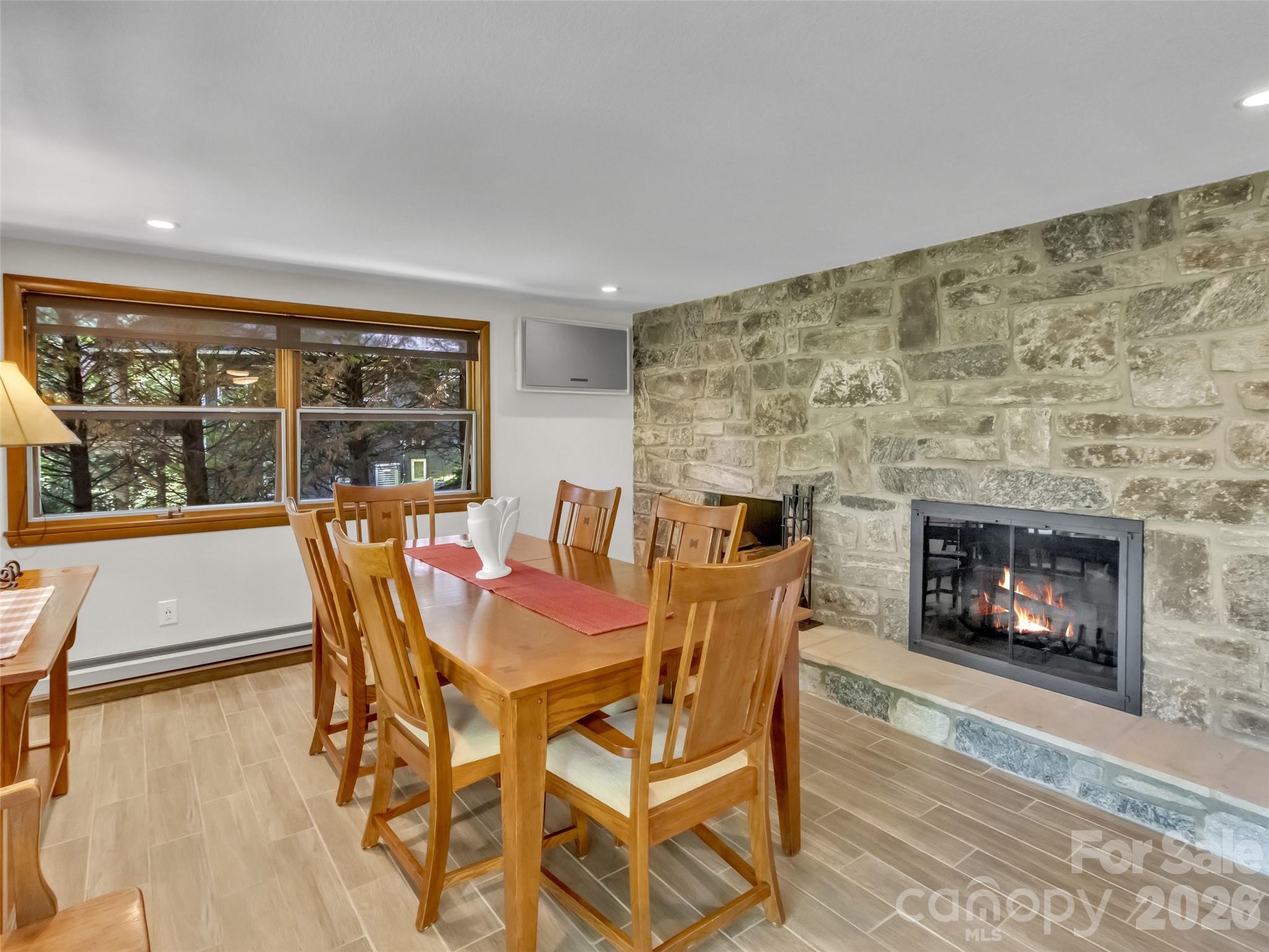 43 Red Oak Drive — Maggie Valley