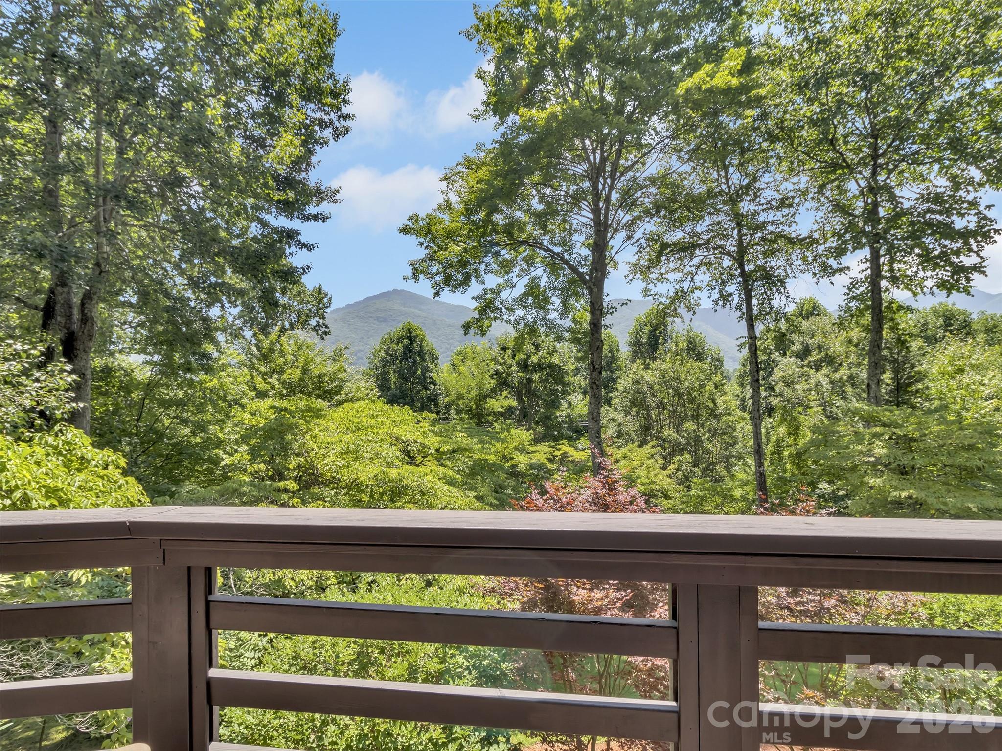 43 Red Oak Drive — Maggie Valley