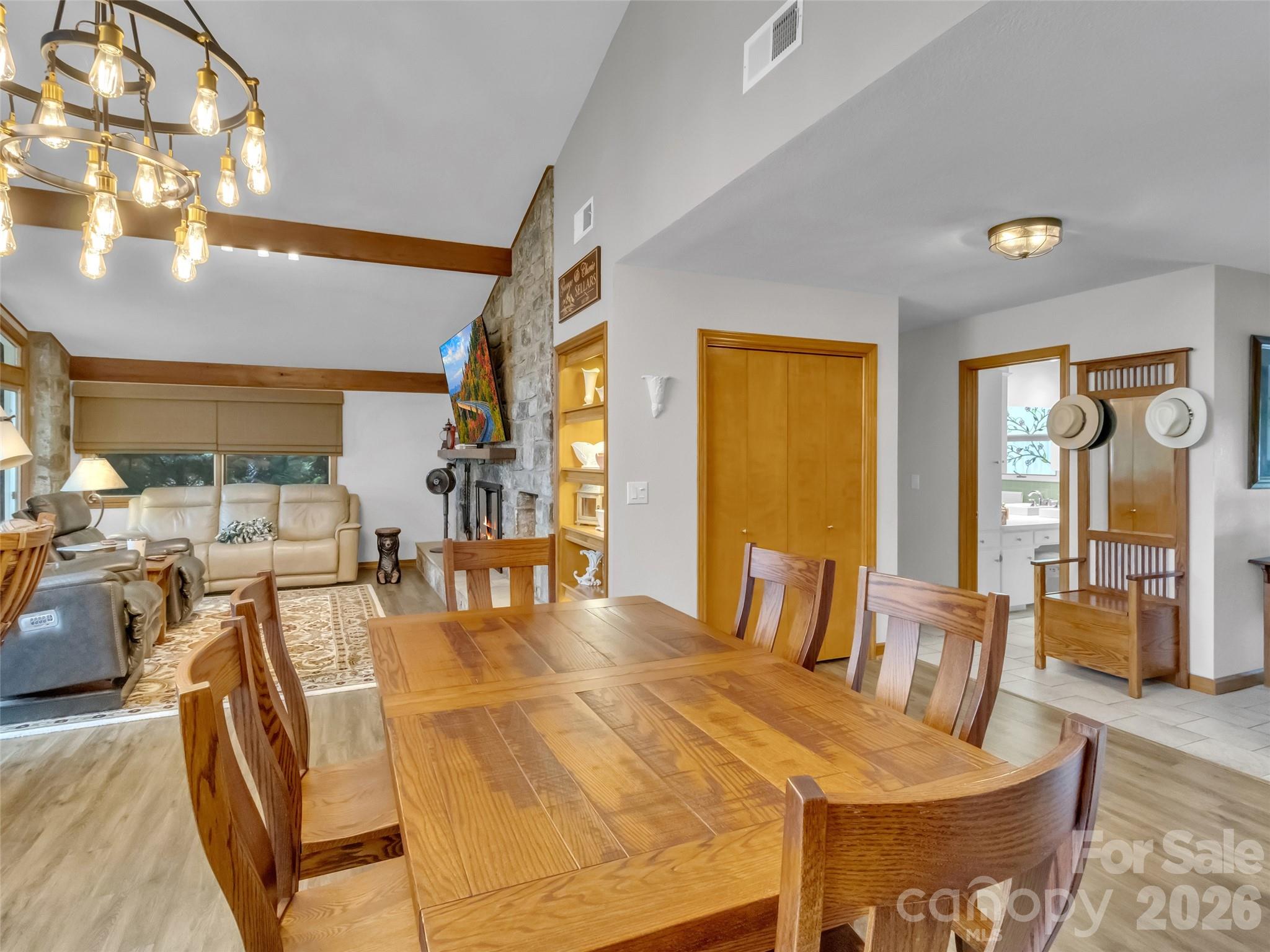 43 Red Oak Drive — Maggie Valley