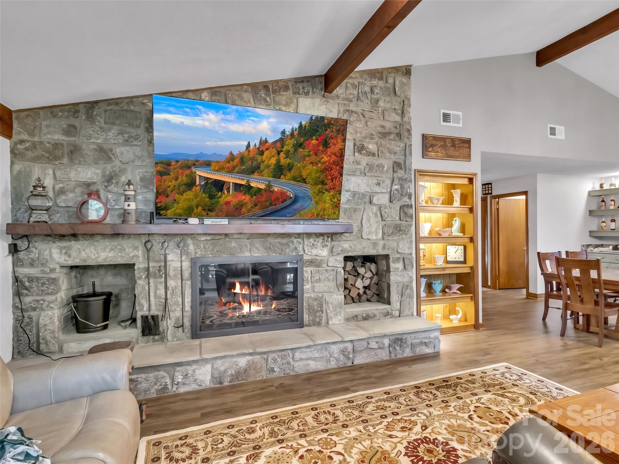 43 Red Oak Drive — Maggie Valley