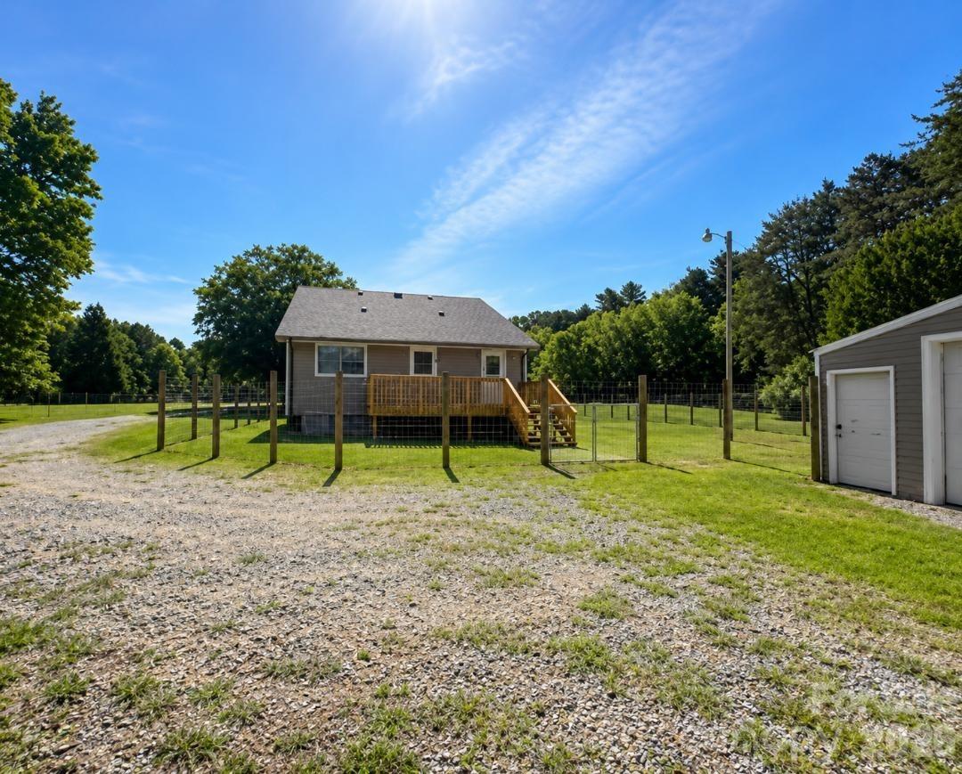21909 Shearer Road — Davidson
