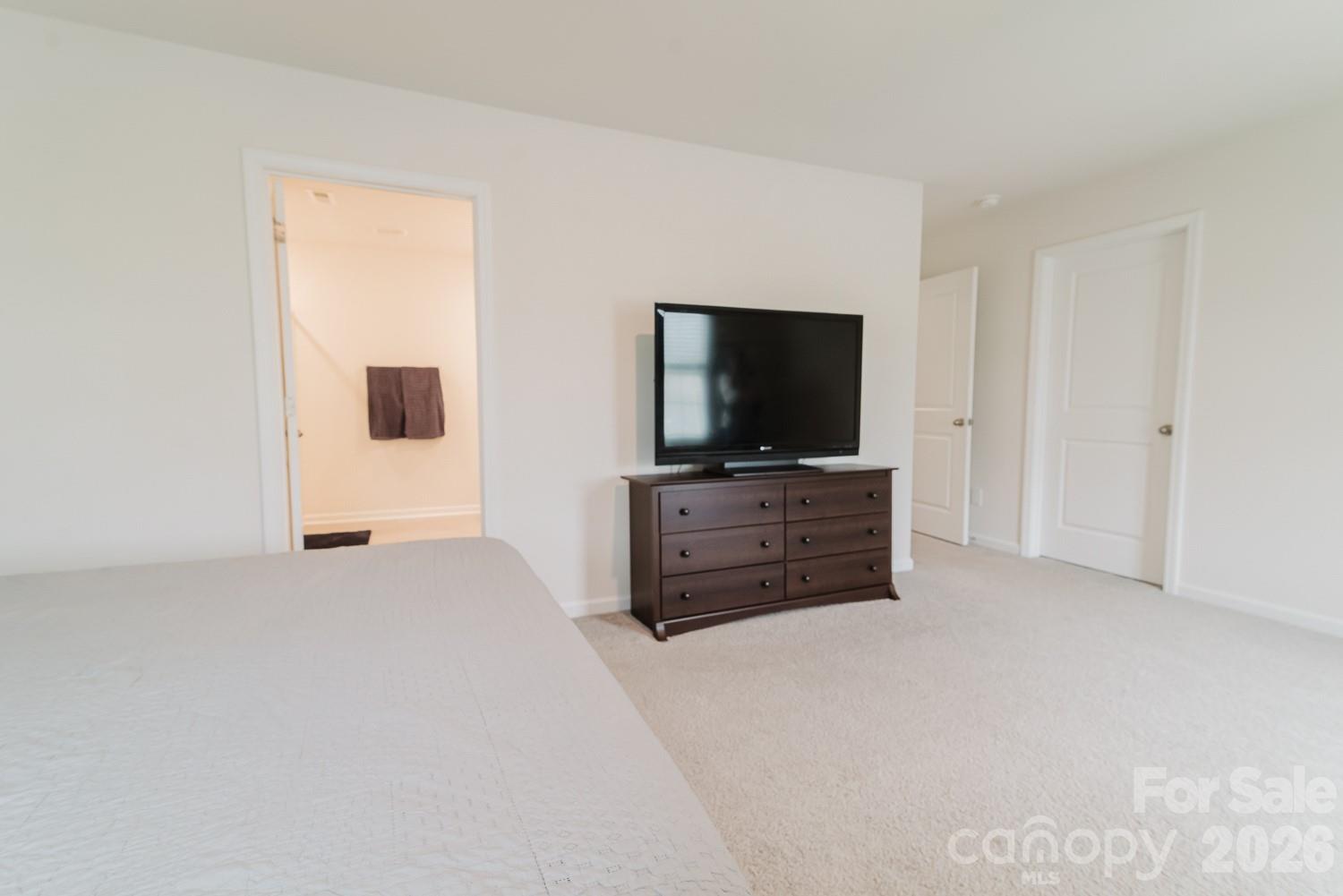 2226 Redstone Drive — York