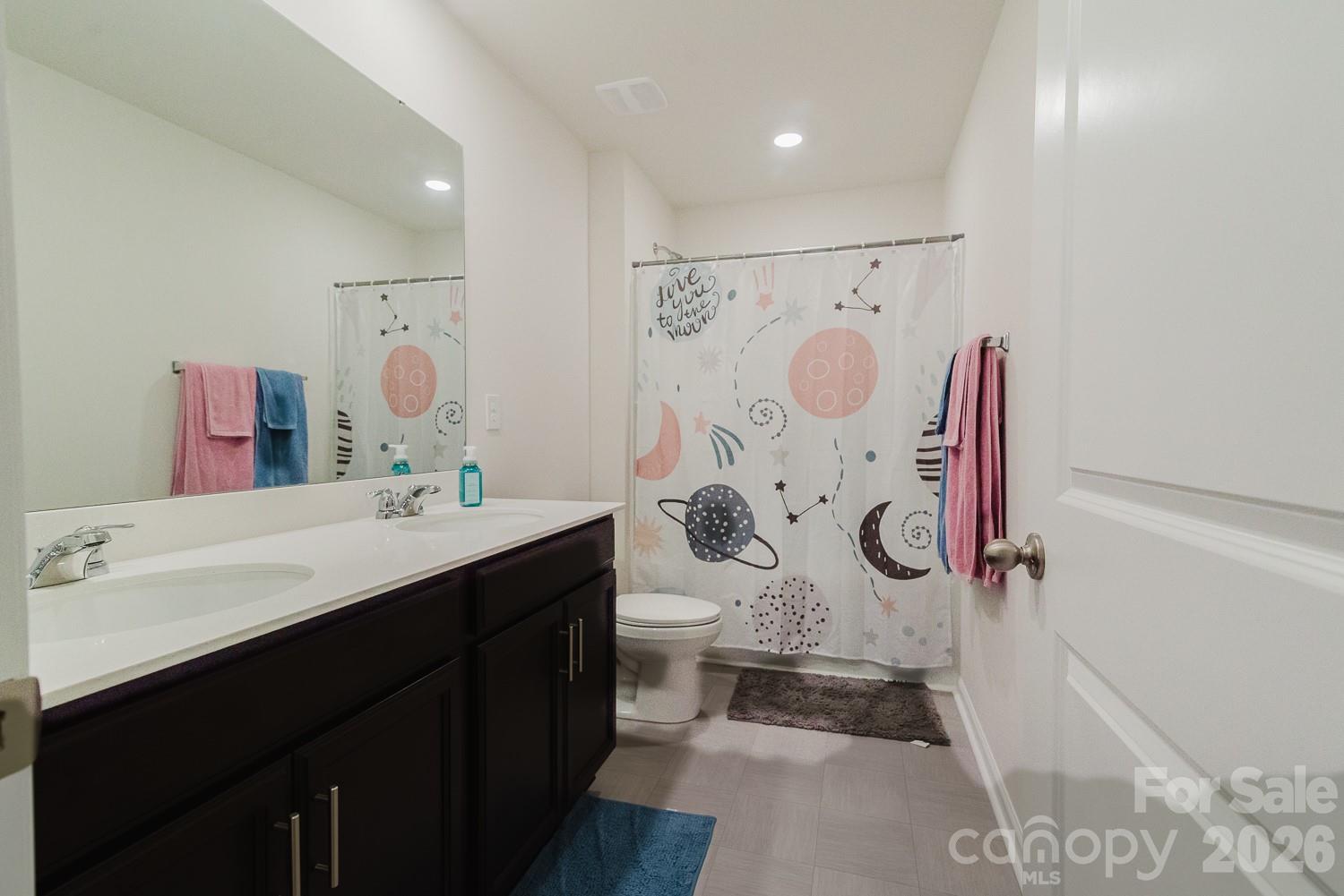 2226 Redstone Drive — York