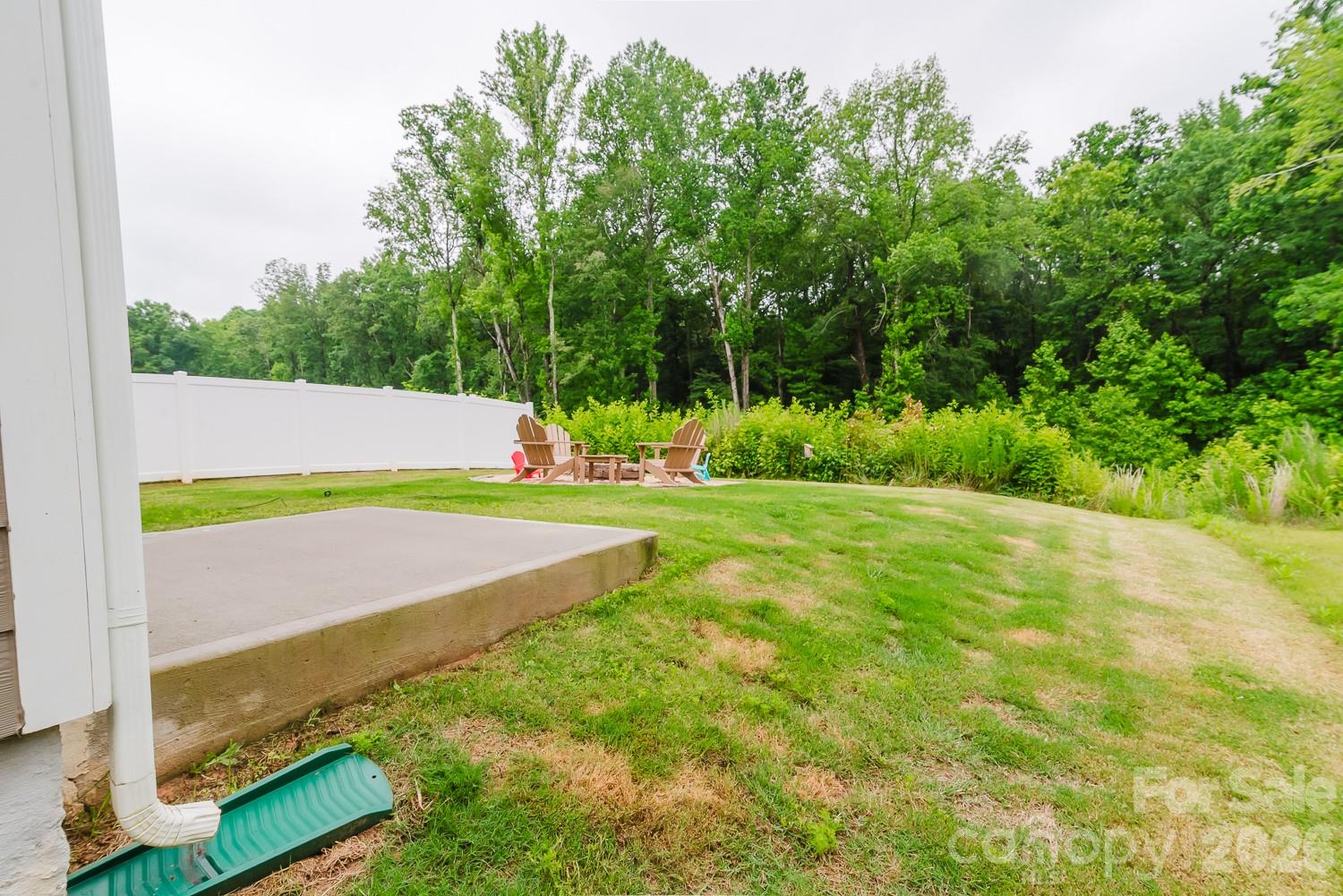 2226 Redstone Drive — York