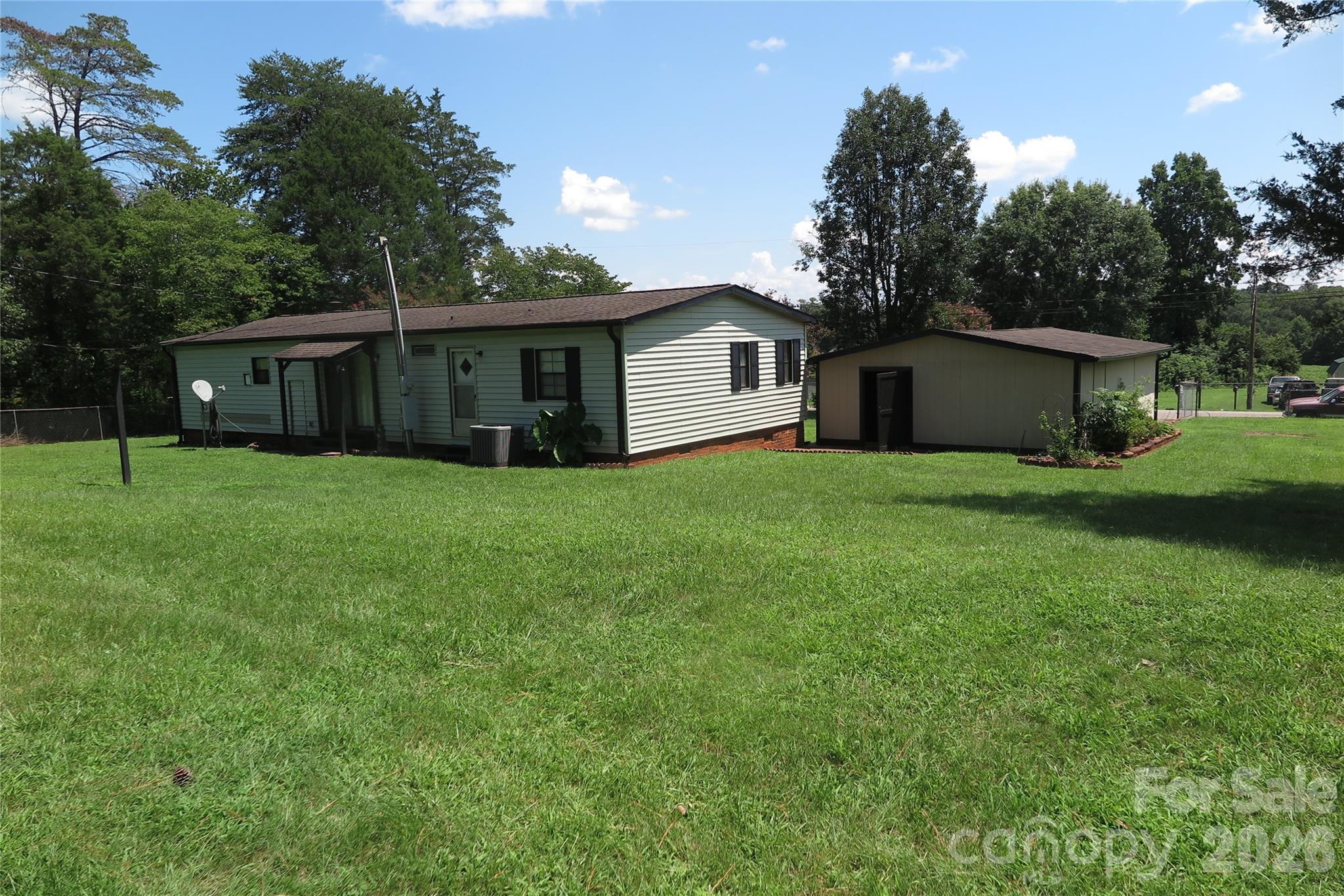 1042 Bexley Lane — Lincolnton
