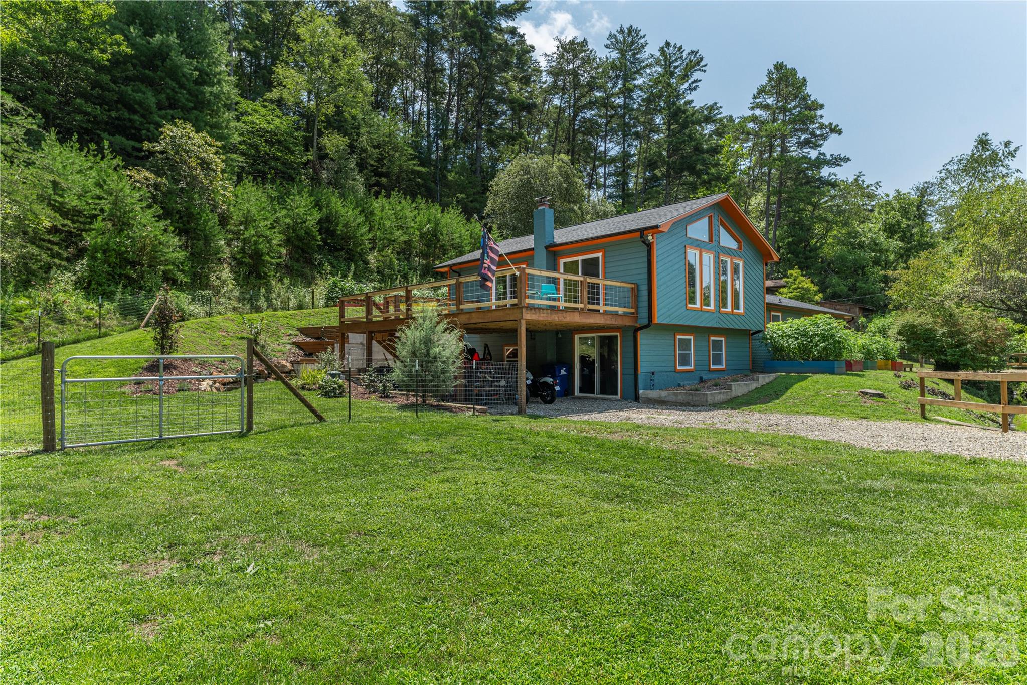 50 Embler Road — Alexander
