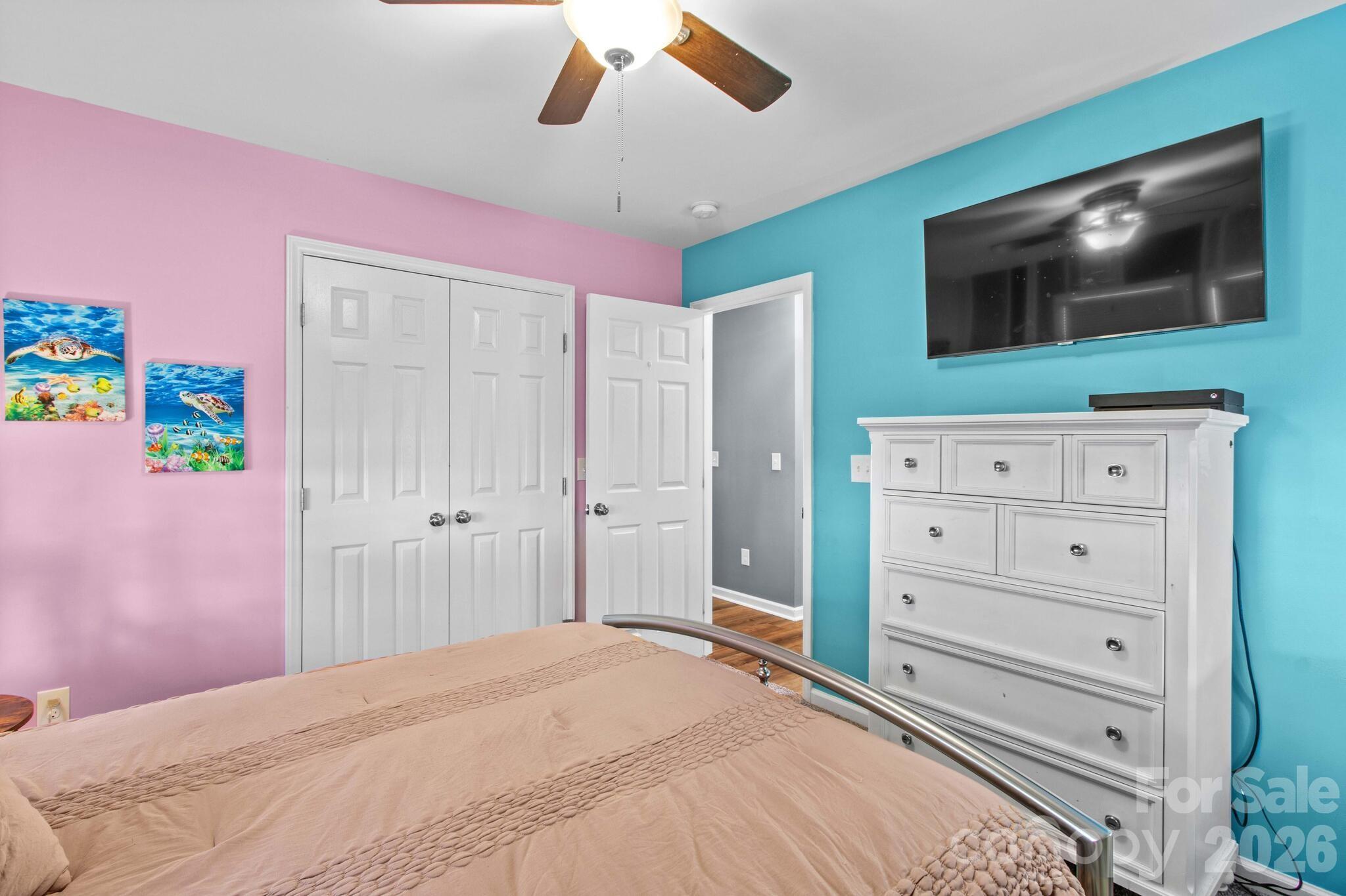 1160 Roberts Street — China Grove
